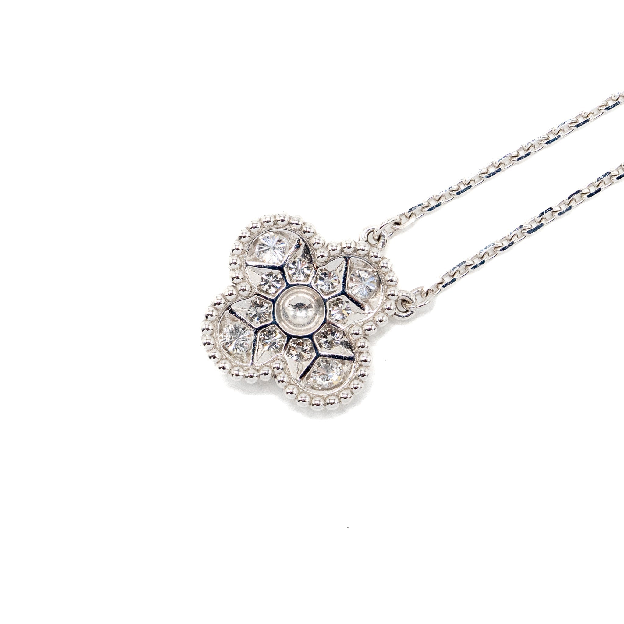 VAN CLEEF & ARPELS VINTAGE ALHAMBRA PENDANT WHITE GOLD DIAMONDS
