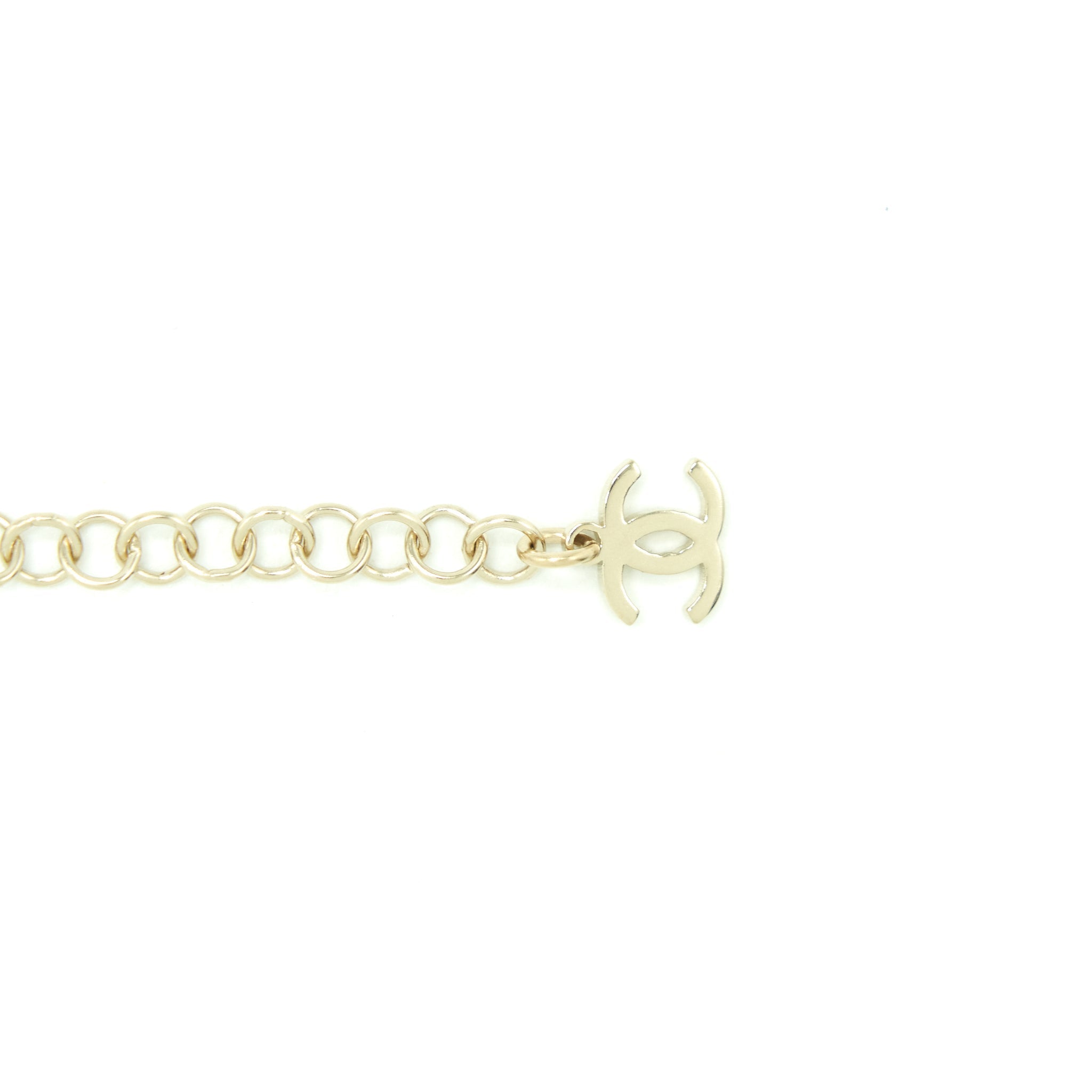 CHANEL 22S CRYSTALS LETTER CHOKER LIGHT GOLD TONE