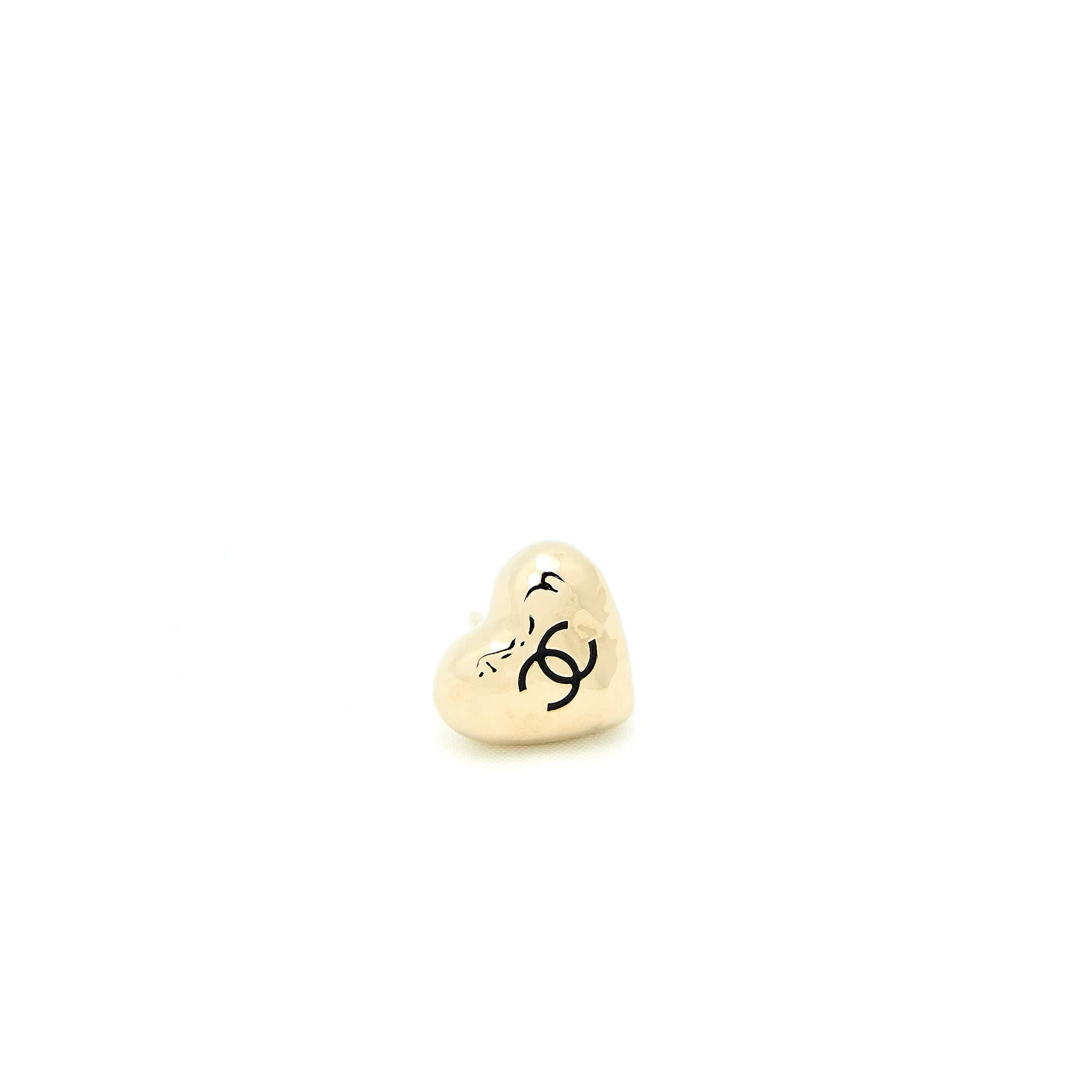 CHANEL SMALL HEART LOGO EARRINGS LIGHT GOLD TONE