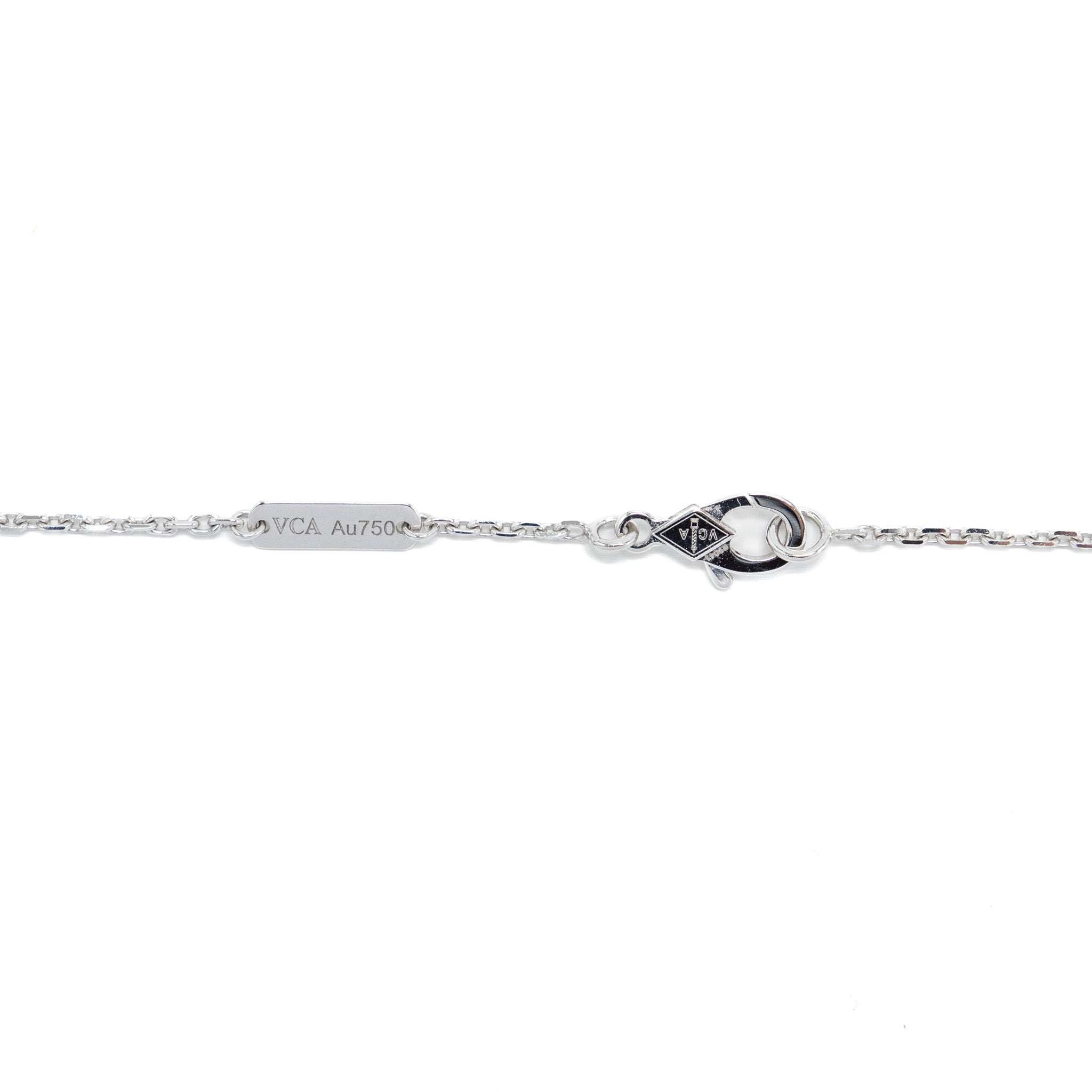 VAN CLEEF & ARPELS VINTAGE ALHAMBRA PENDANT WHITE GOLD GUILLOCHE