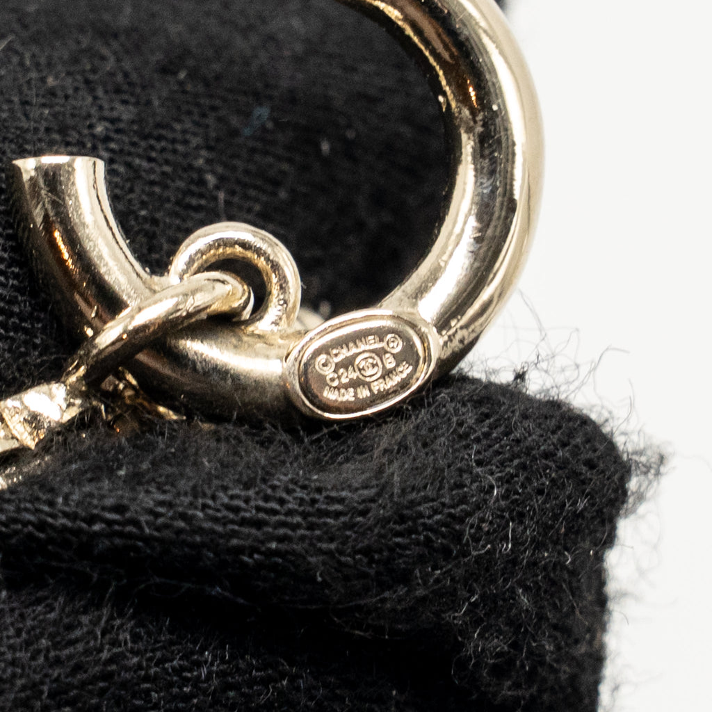 CHANEL CC DROP EARRINGS BLACK / WHITE/ LIGHT GOLD TONE