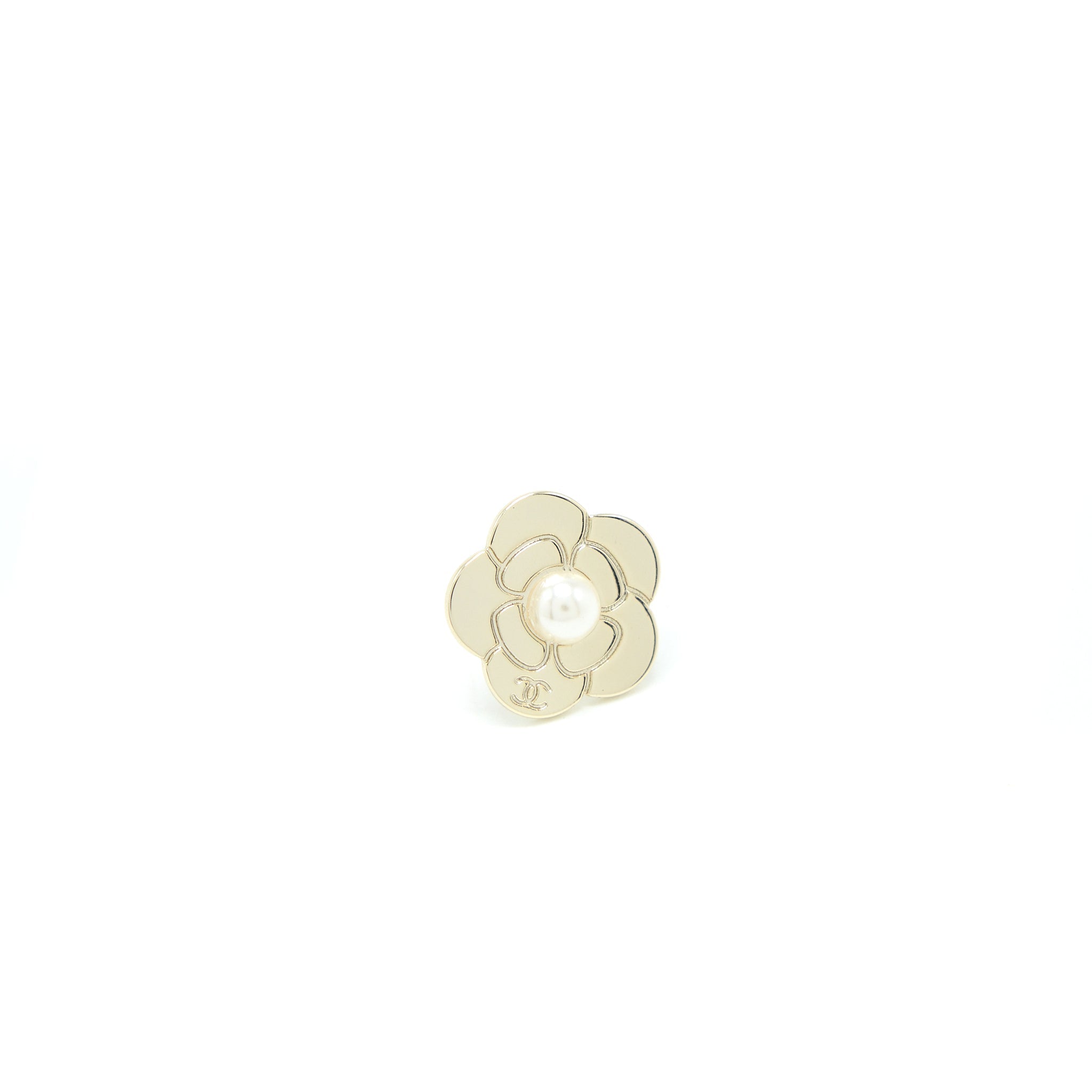 CHANEL CAMELLIA EARRINGS PEARL LIGHT GOLD TONE