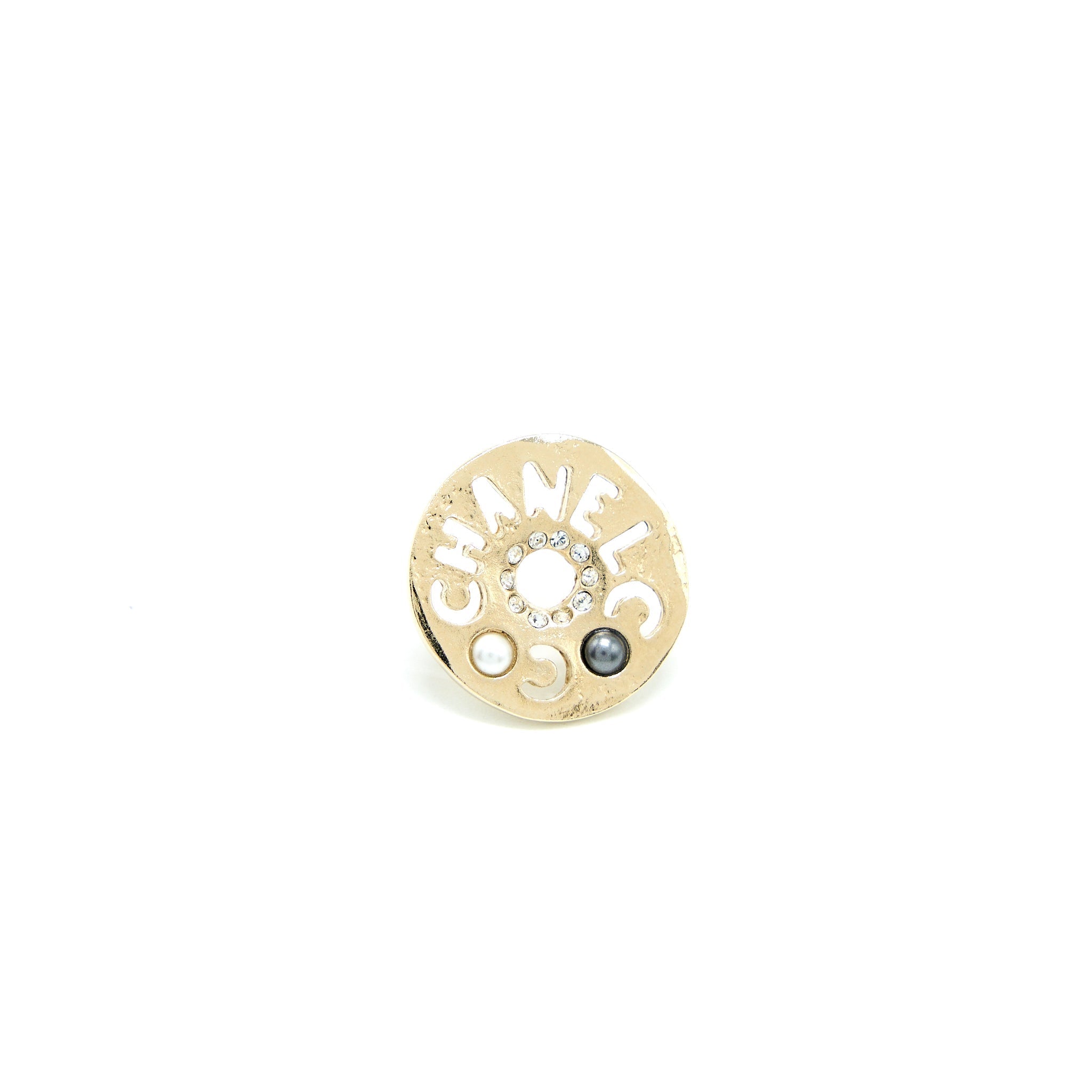 CHANEL ROUND LETTERS EARRINGS CRYSTAL PEARL LGHW