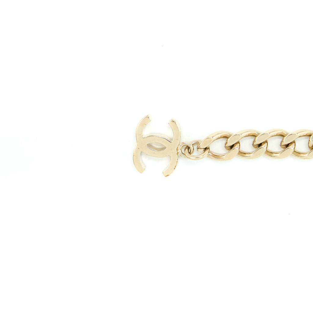 CHANEL CC LOGO CHAIN VU BRACELET CRYSTAL LIGHT GOLD TONE