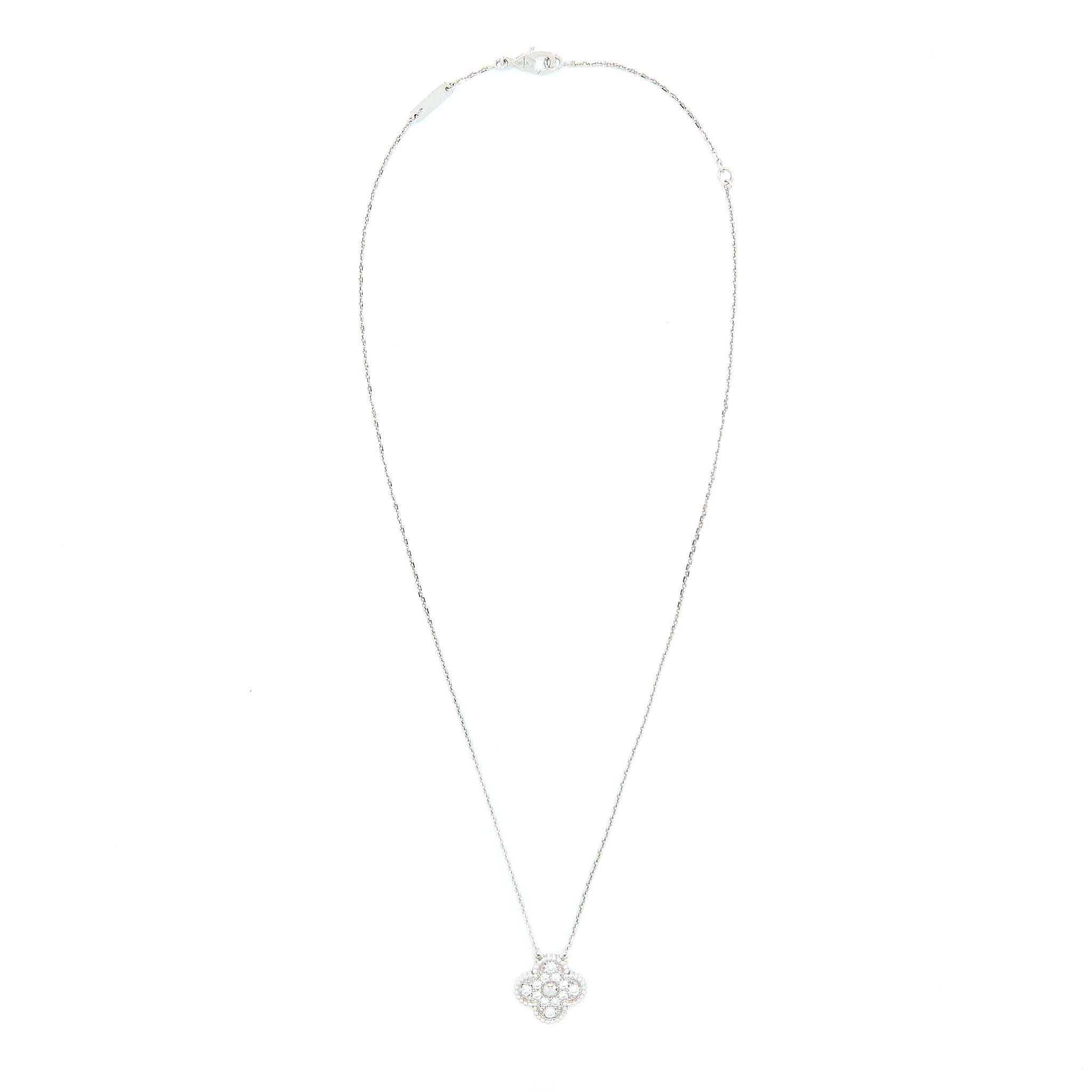 VAN CLEEF & ARPELS VINTAGE ALHAMBRA PENDANT WHITE GOLD DIAMONDS