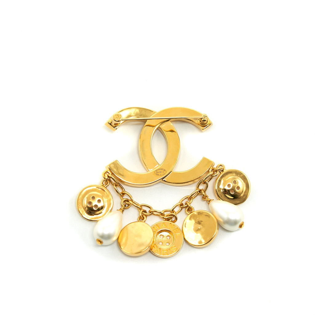 CHANEL CC AND BUTTON BROOCH