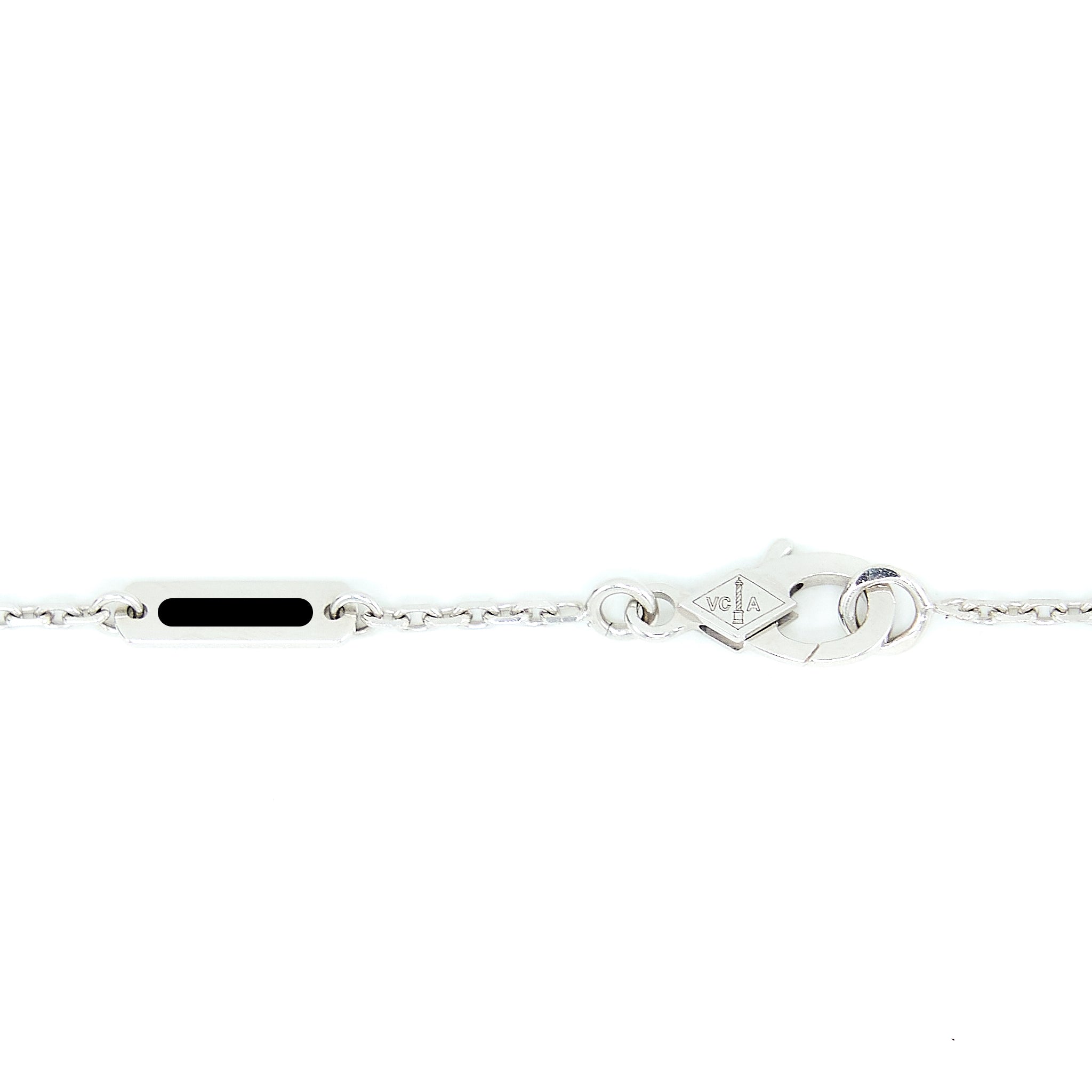 VAN CLEEF & ARPELS VINTAGE ALHAMBRA PENDANT WHITE GOLD DIAMONDS