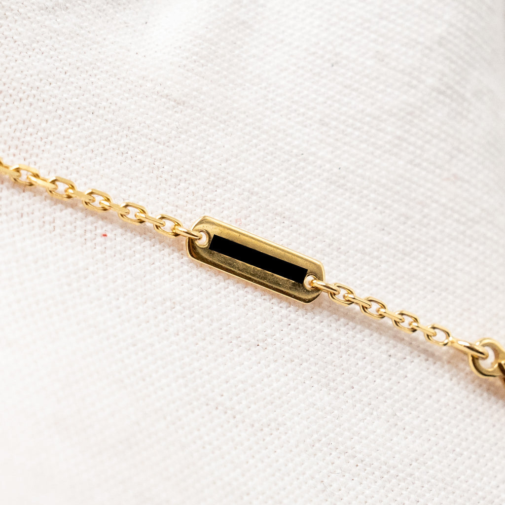 VAN CLEEF AND ARPELS VINTAGE ALHAMBRA PENDANT YELLOW GOLD