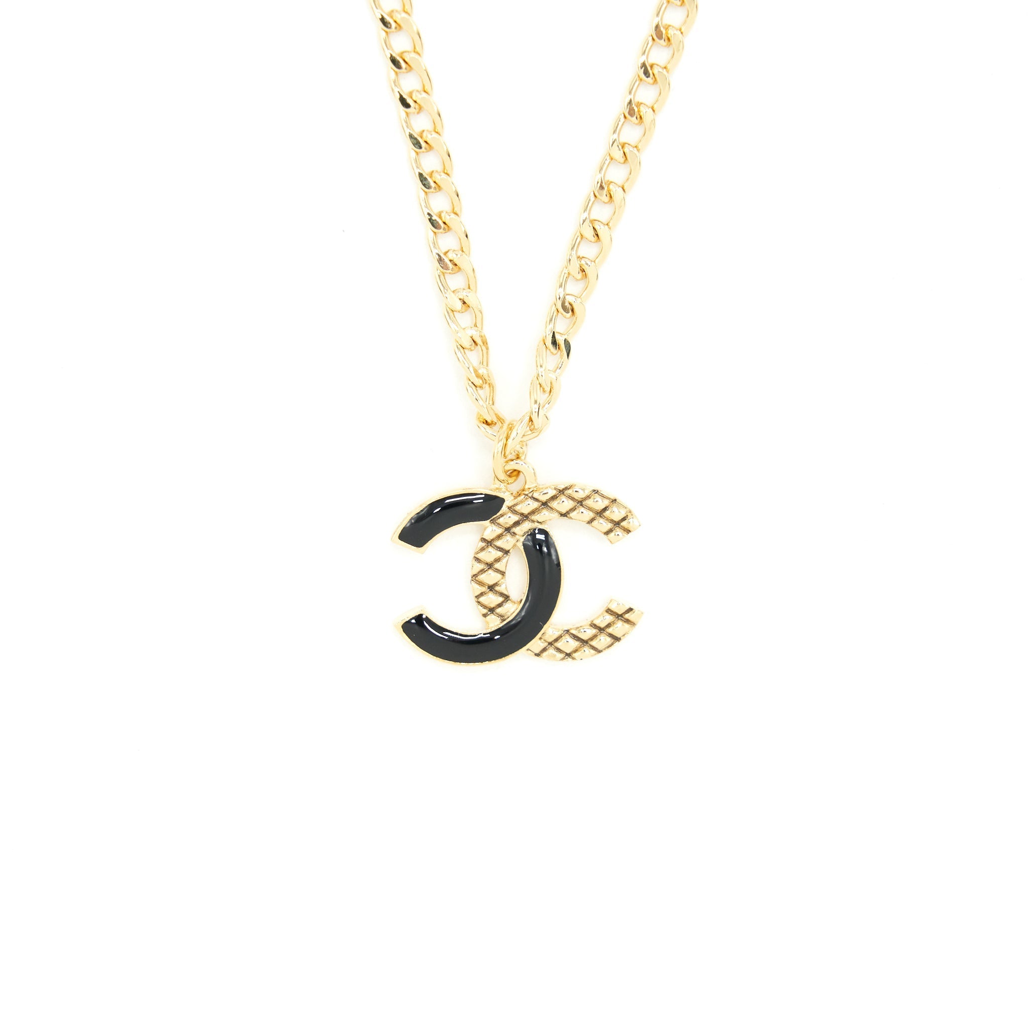 CHANEL CC LOGO NECKLACE BLACK/GOLD TONE