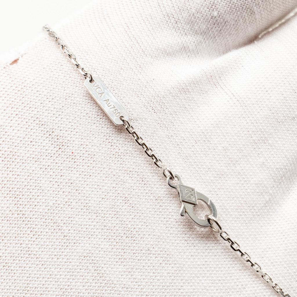VAN CLEEF AND ARPELS VINTAGE ALHAMBRA PENDANT WHITE GOLD WITH DIAMONDS