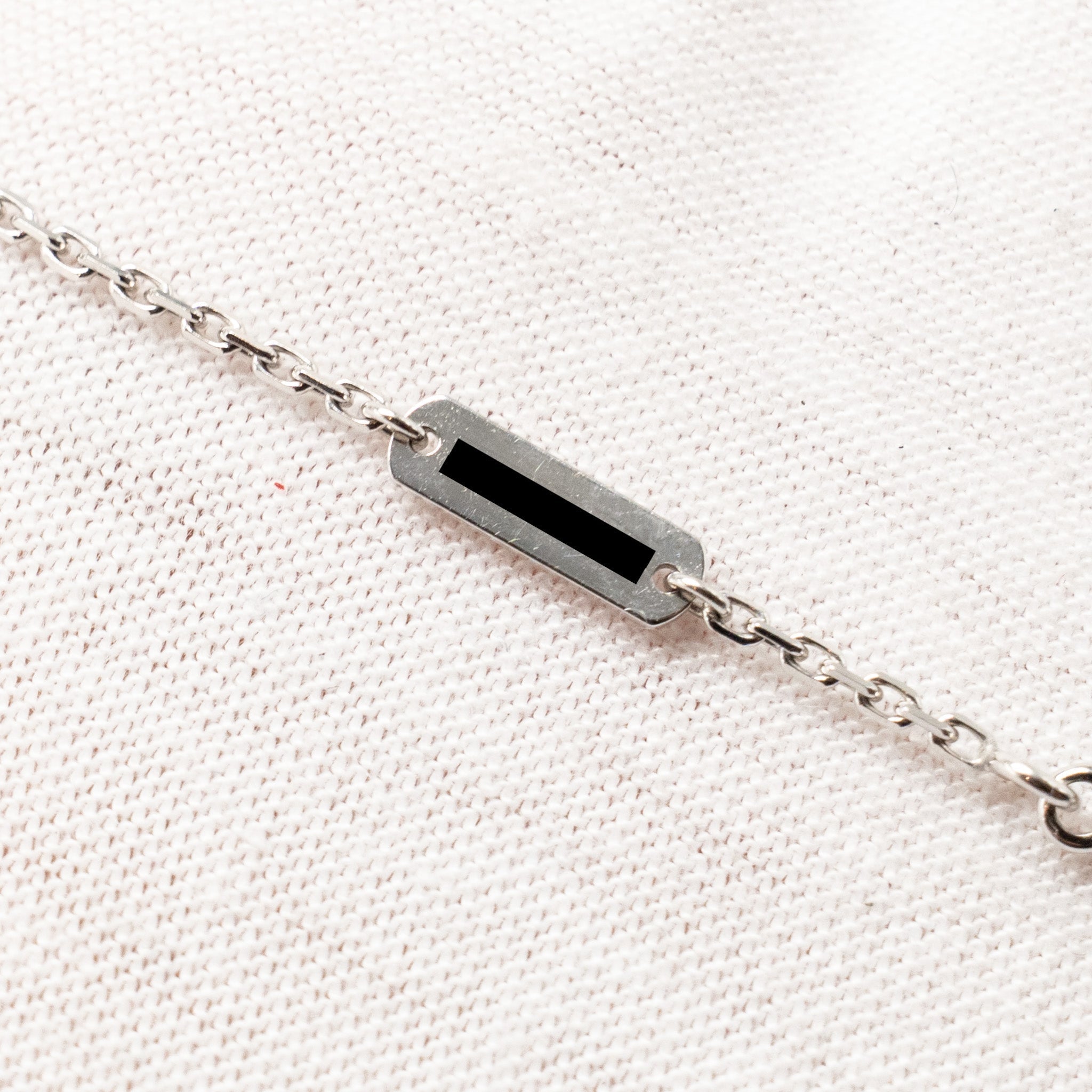 VAN CLEEF AND ARPELS VINTAGE ALHAMBRA PENDANT WHITE GOLD WITH DIAMONDS