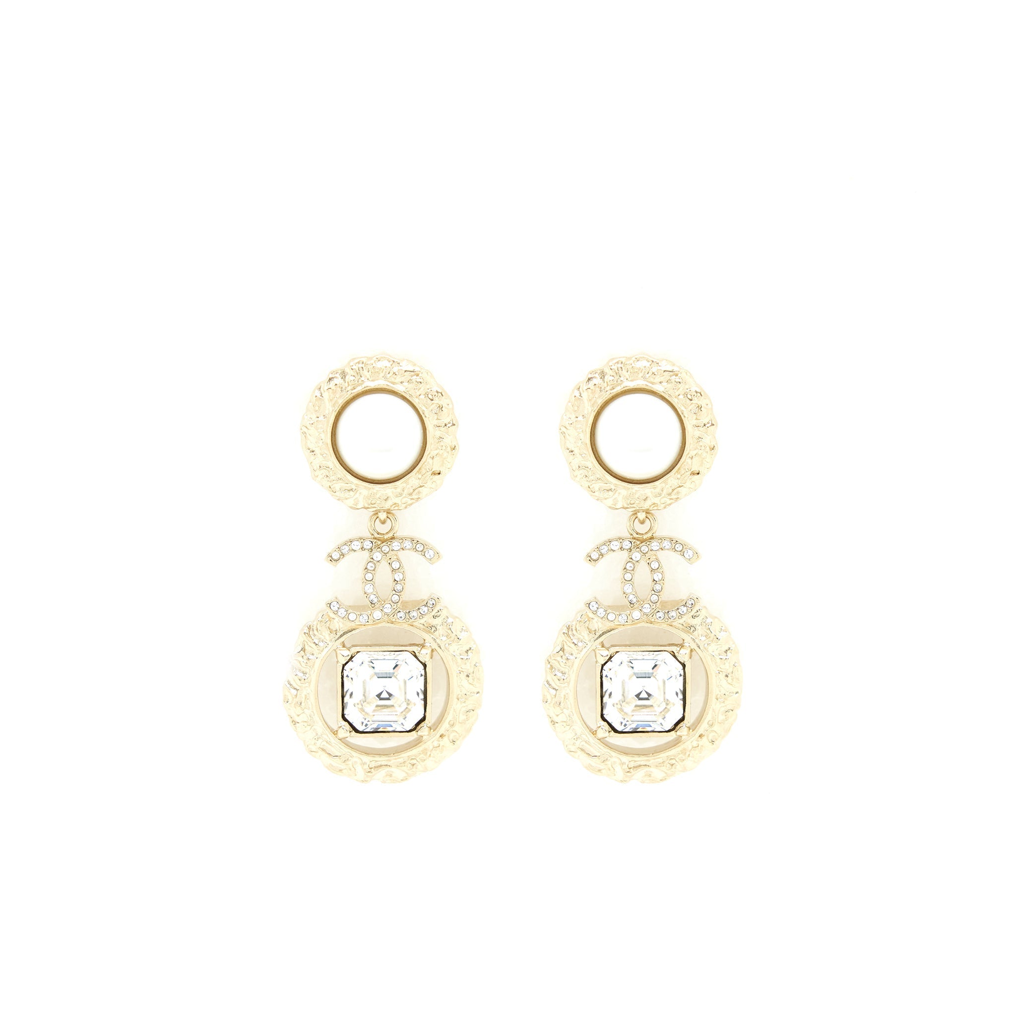 CHANEL CC LOGO WITH PEARLS AND SQUARE CRYSTALS EARRINGS LGHW