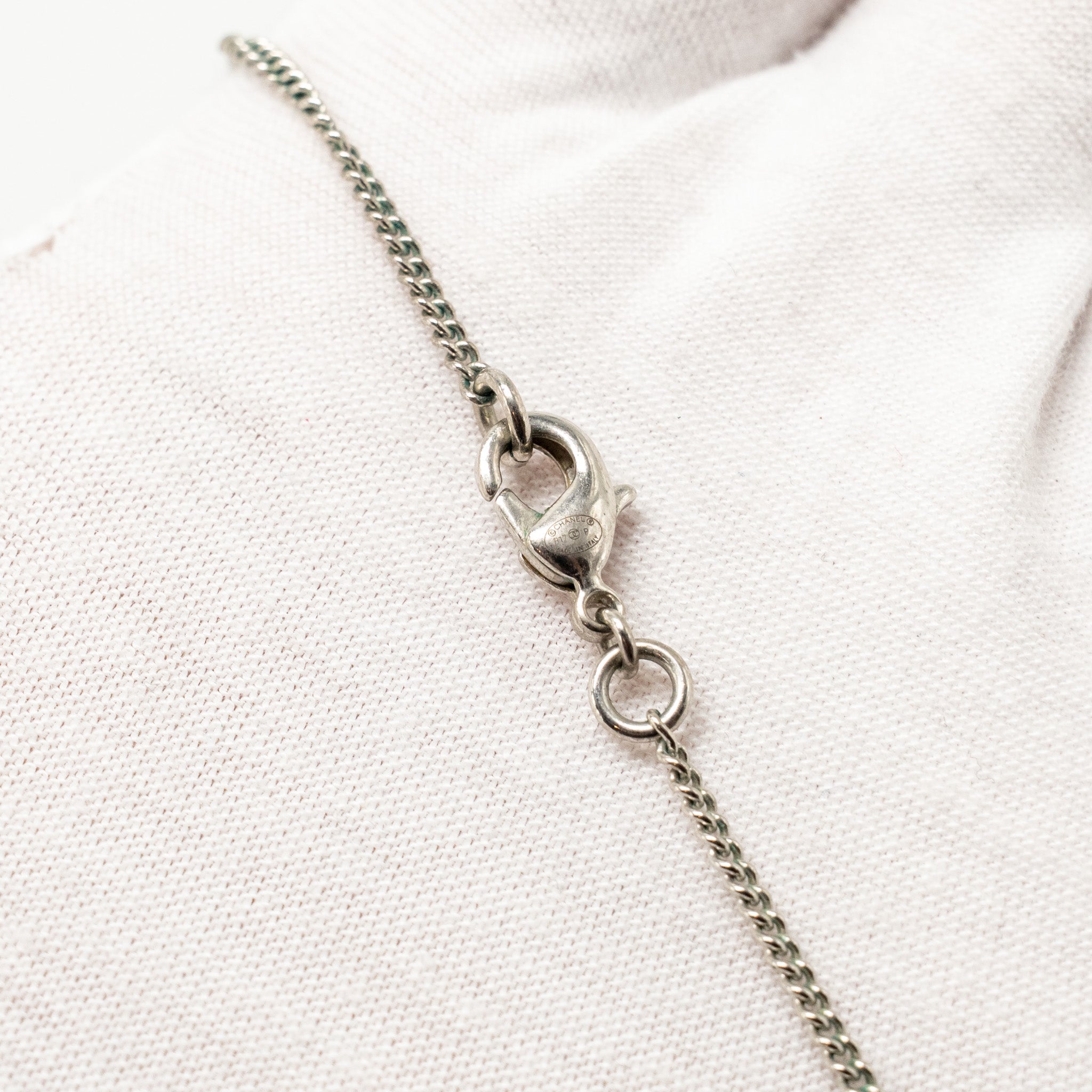 CHANEL BOW/CC LOGO DROP NECKLACE WITH CRYSTAL SILVER TONE