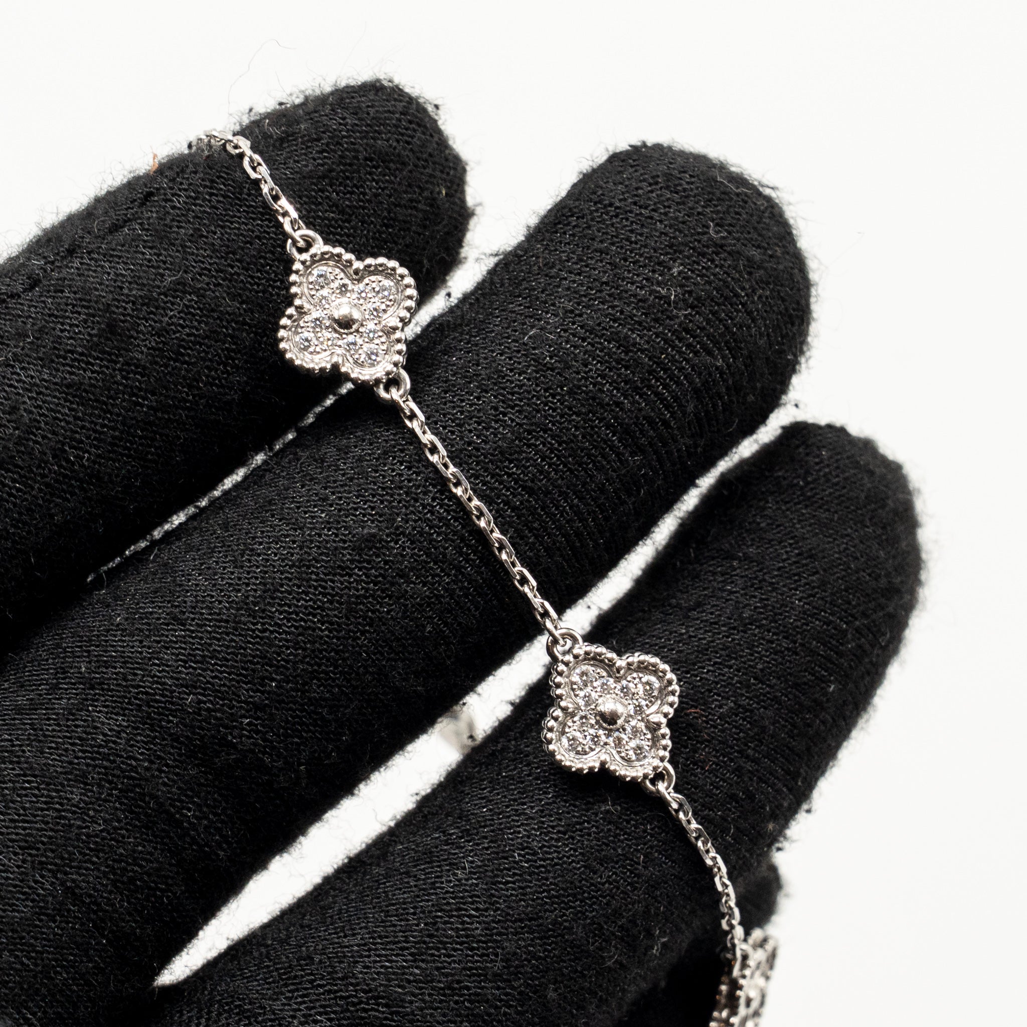 VAN CLEEF AND ARPELS SWEET ALHAMBRA BRACELET, 6 MOTIFS 18K WHITE GOLD / DIAMONDS