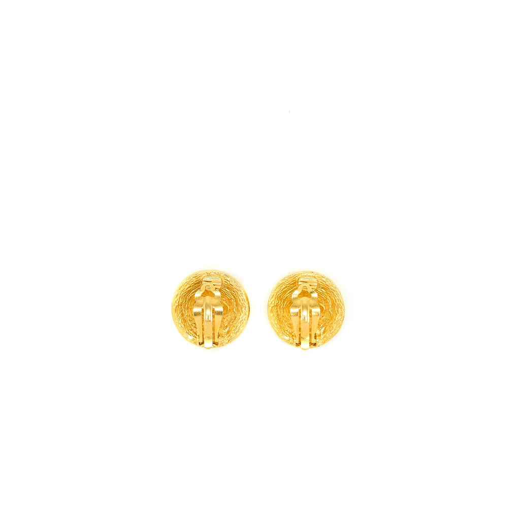 CHANEL VINTAGE ROUND EAR CLIPS GOLD TONE