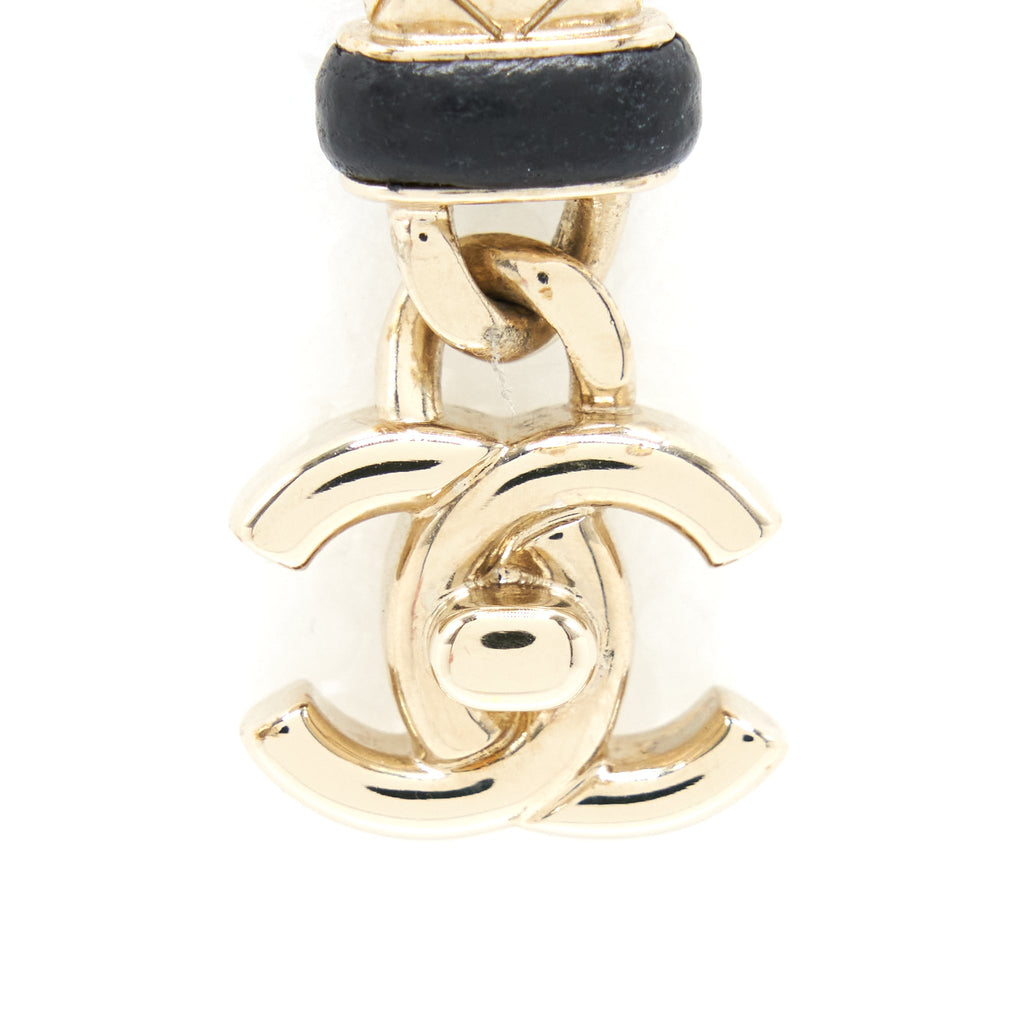 CHANEL CC LOGO DROP EARRINGS GHW