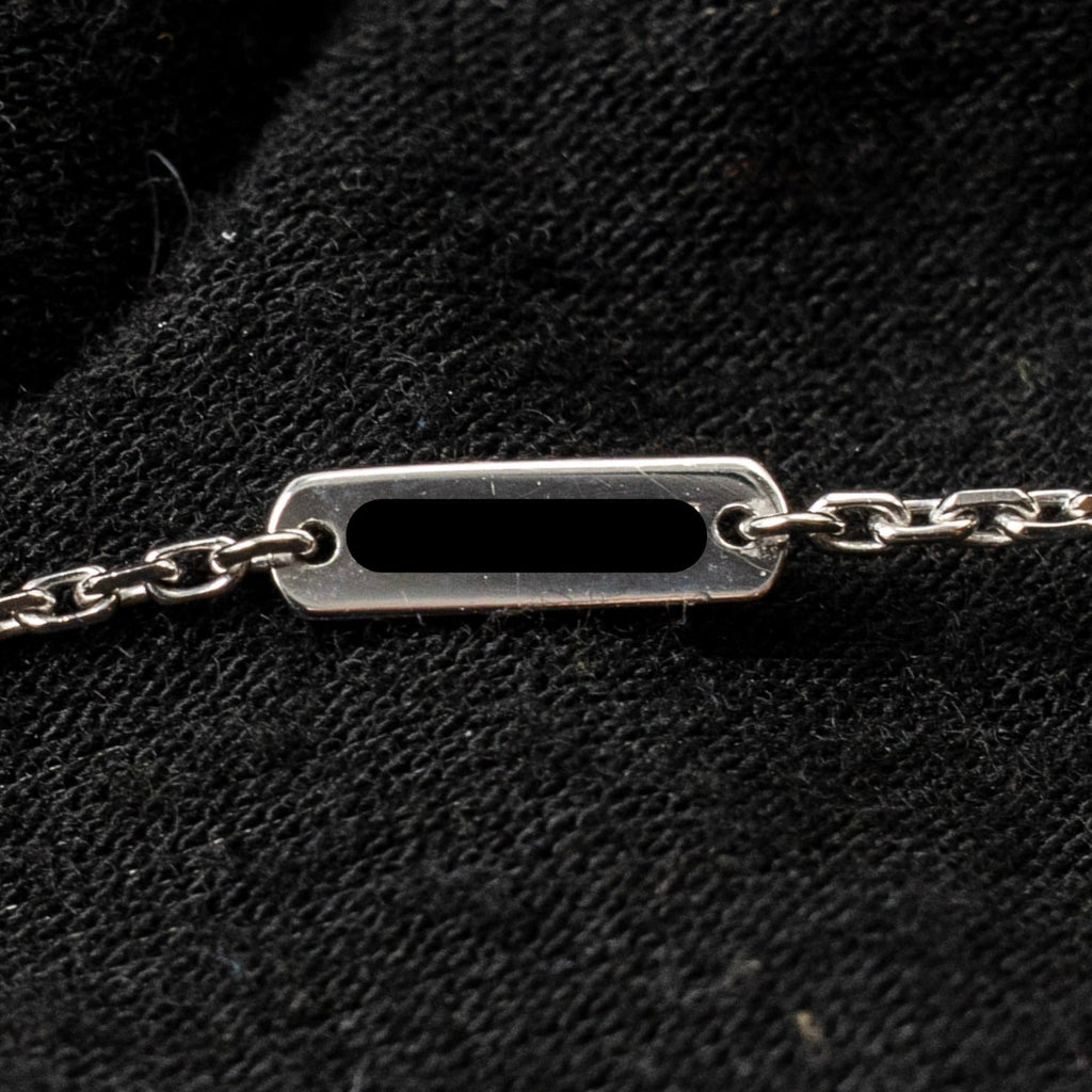 VAN CLEEF AND ARPEL VINTAGE ALHAMBRA PENDANT 18K WHITE GOLD / DIAMONDS