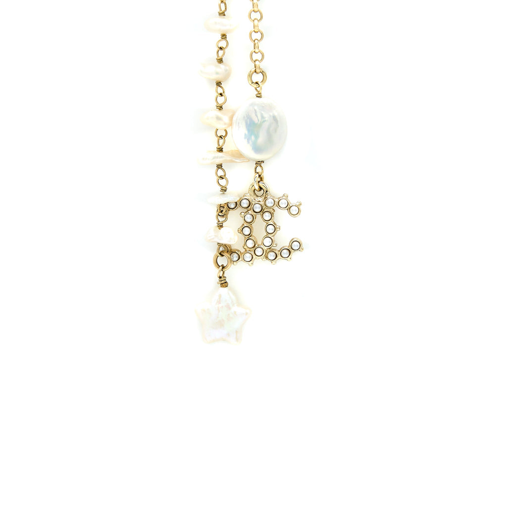 CHANEL PEARL DROP EARRING WITH CC LOGO LIGHT GOLD TONE