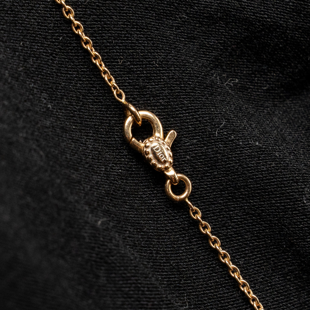 DIOR ROSE DES VENTS NECKLACE MOTHER OF PEARL/RUBY ROSE GOLD