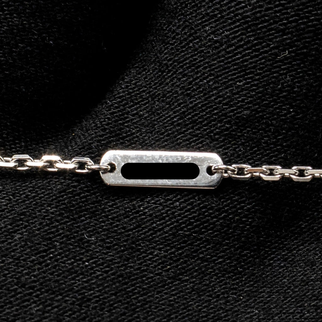 VAN CLEEF & ARPELS VINTAGE ALHAMBRA PENDANT WHITE GOLD, GUILLOCHE ROSE GOLD, DIAMOND