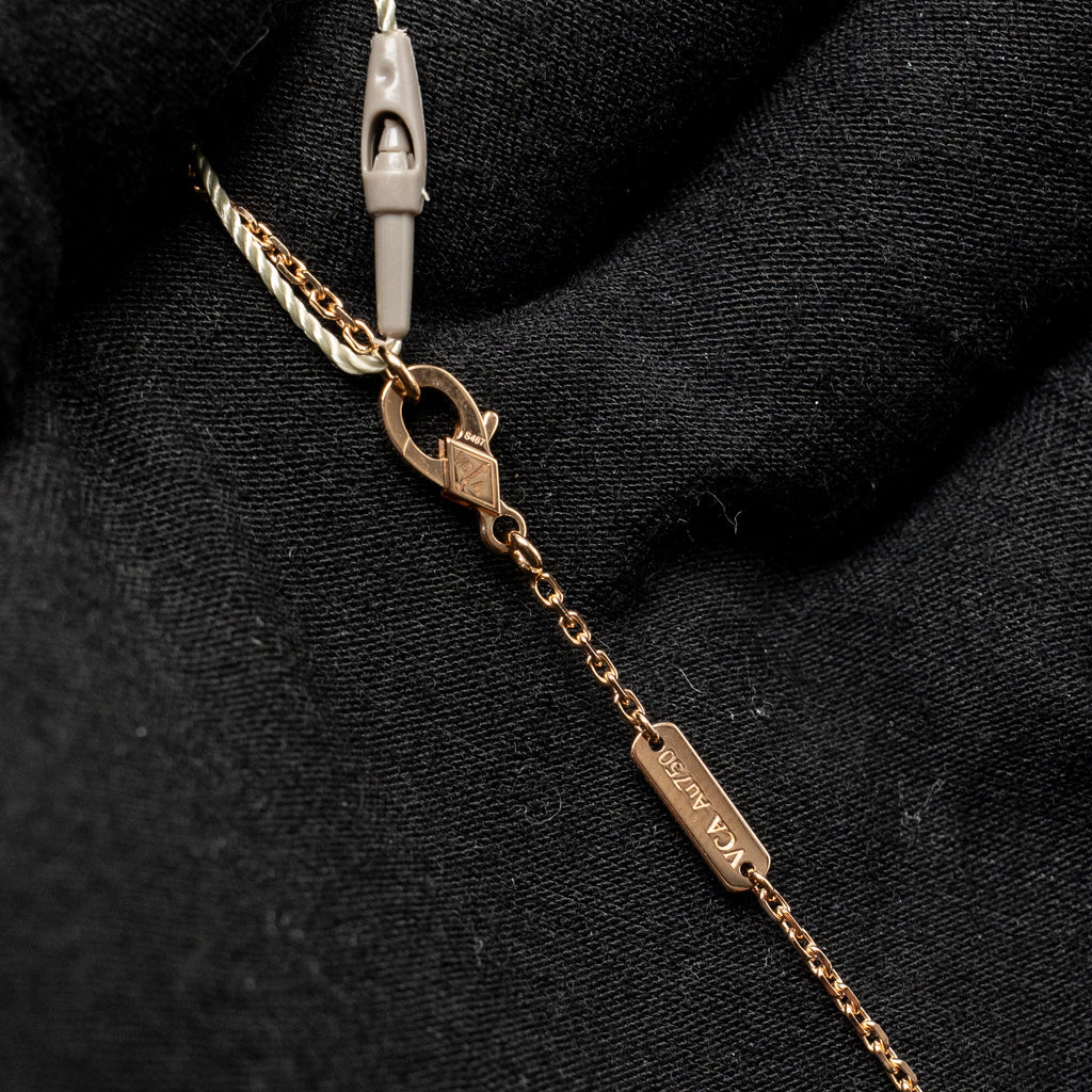 VAN CLEEF & ARPELS 2025 HOLIDAY PENDANT PINK MOTHER OF PEARL ROSE GOLD WITH DIAMOND