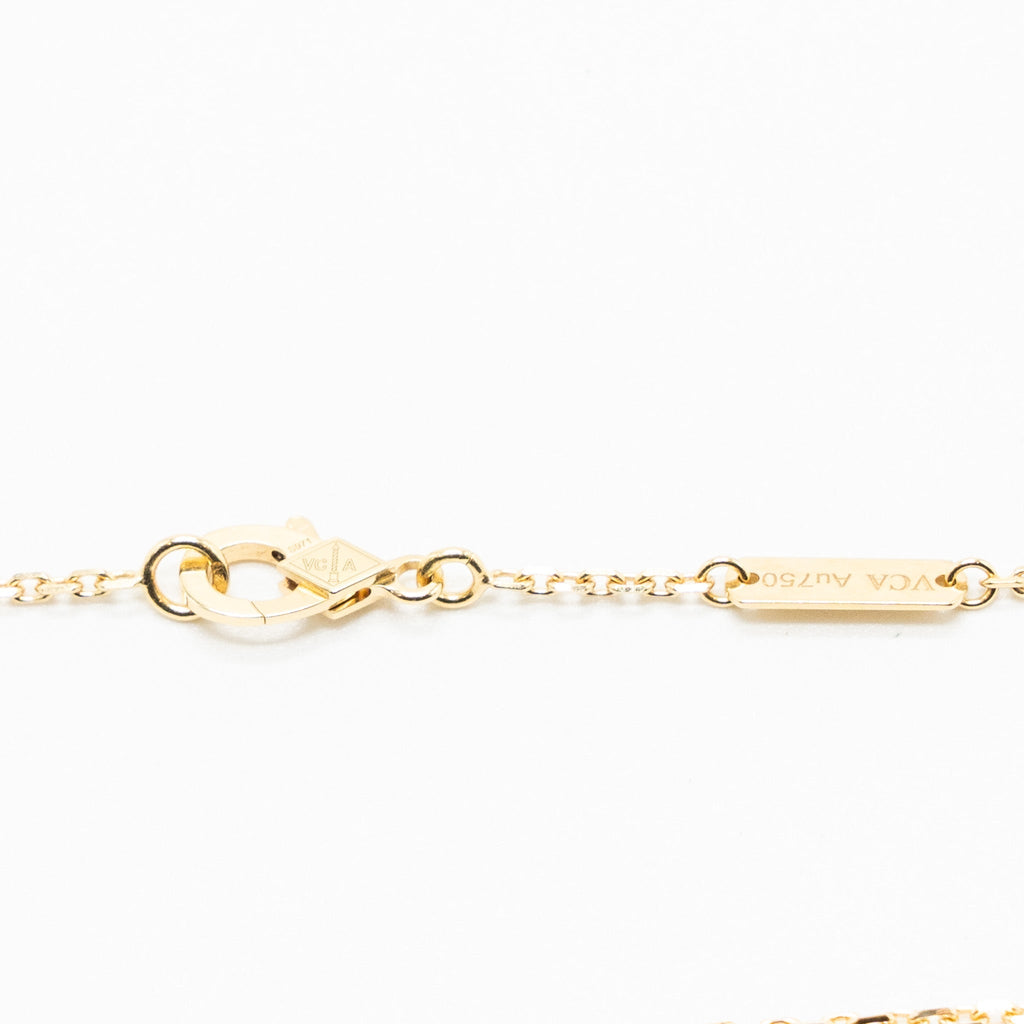 VAN CLEEF & ARPELS VINTAGE ALHAMBRA PENDANT MALACHITE YELLOW GOLD