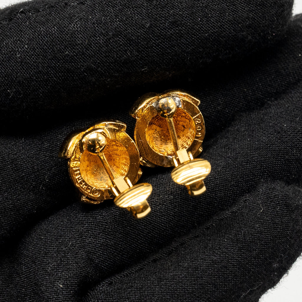 CHANEL VINTAGE CC LOGO EAR CLIPS GOLD TONE