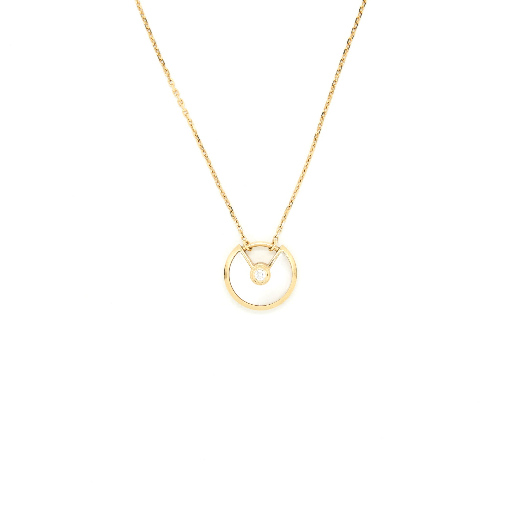 CARTIER AMULETTE DE CARTIER NECKLACE XS MODEL WITH YELLOW GOLD WHITE MOTHER-OF-PEARL
