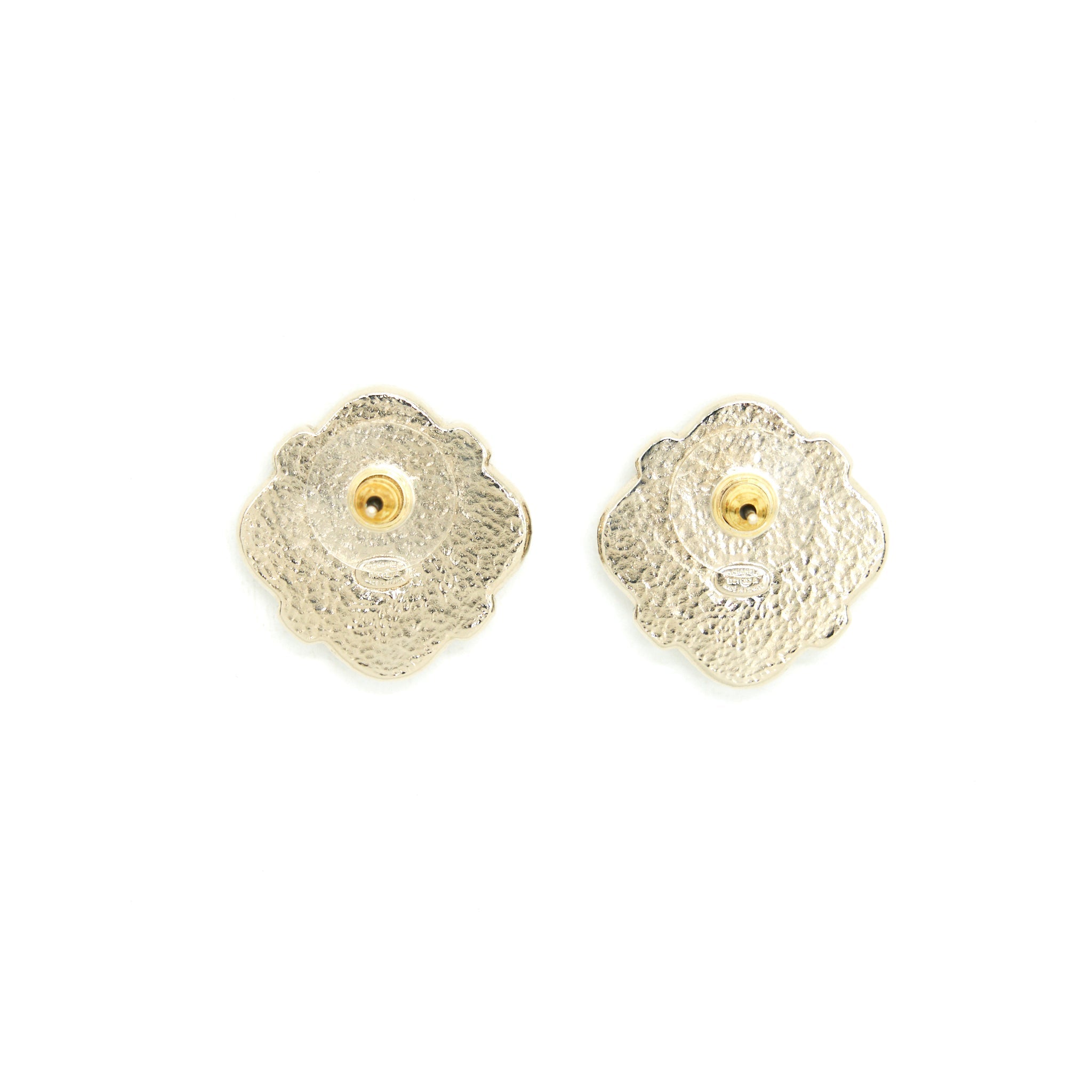 CHANEL HEART IN SQUARE EARRINGS