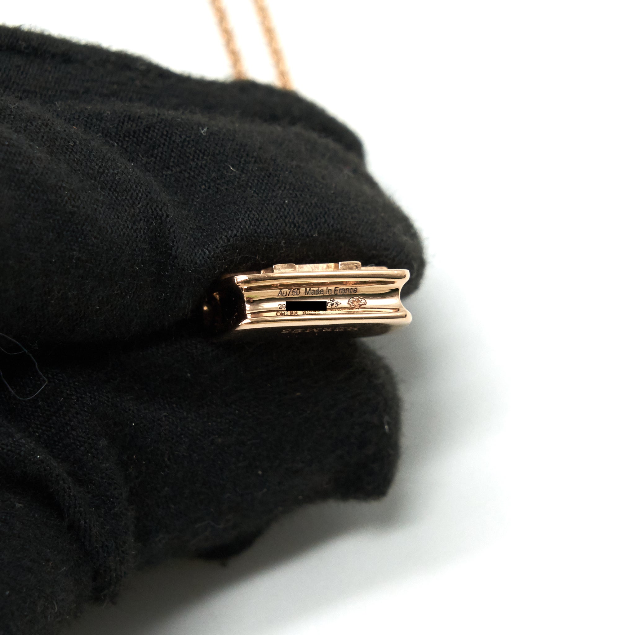 HERMES NEW VERSION AMULETTES CONSTANCE PENDENT ROSE GOLD WITH DIAMOND