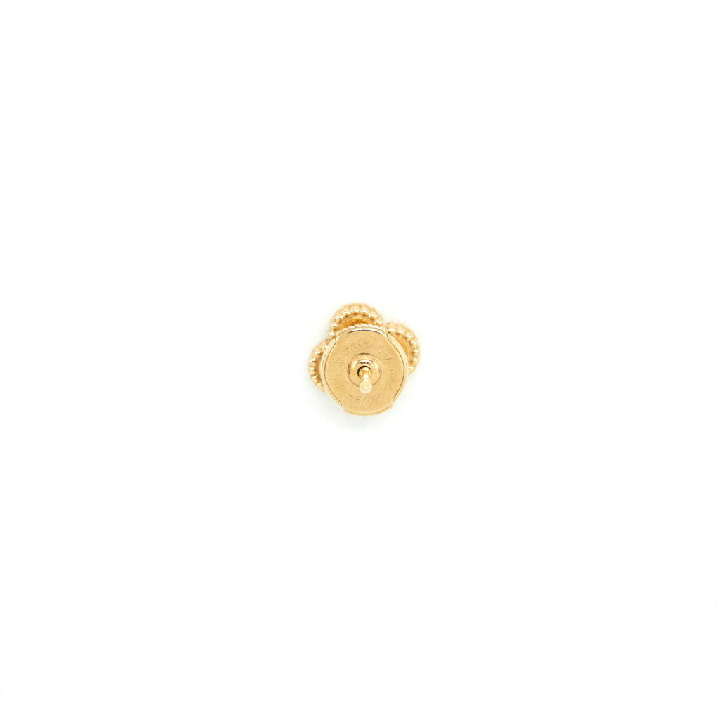 VAN CLEEF ARPELS SWEET ALHAMBRA EARSTUDS ONYS WITH YELLOW GOLD