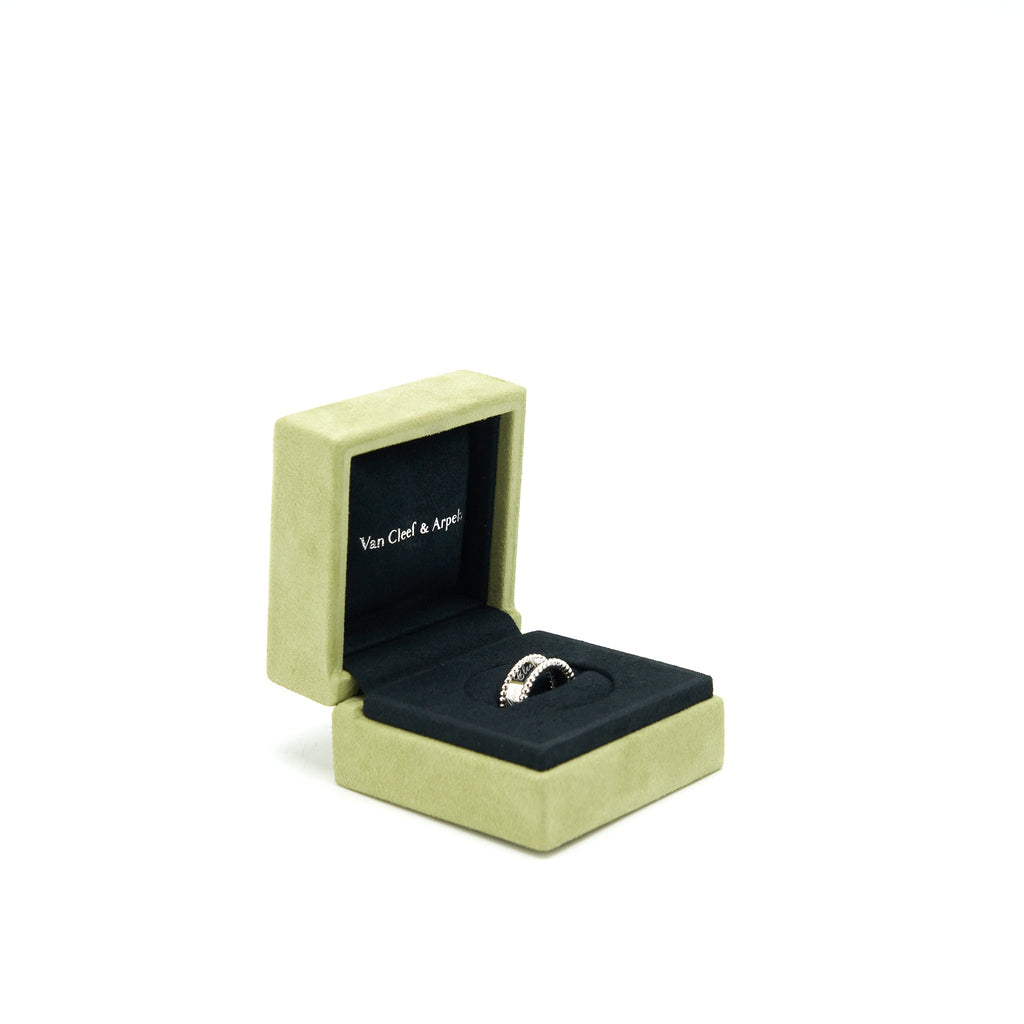 VAN CLEEF AND ARPELS PERLEE SIGNATURE RING WHITE GOLD