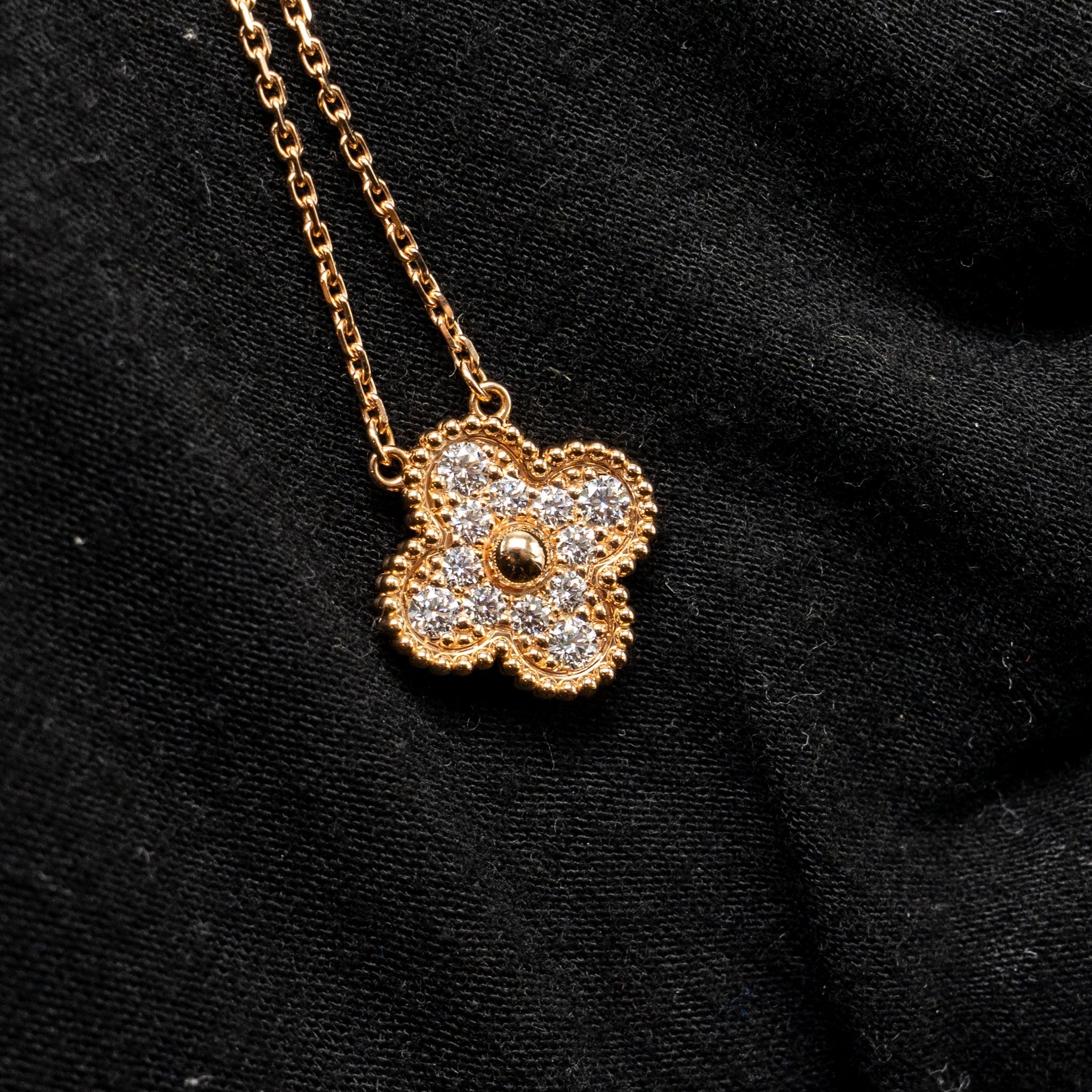 VAN CLEEF & ARPELS VINTAGE ALHAMBRA PENDANT ROSE GOLD DIAMONDS