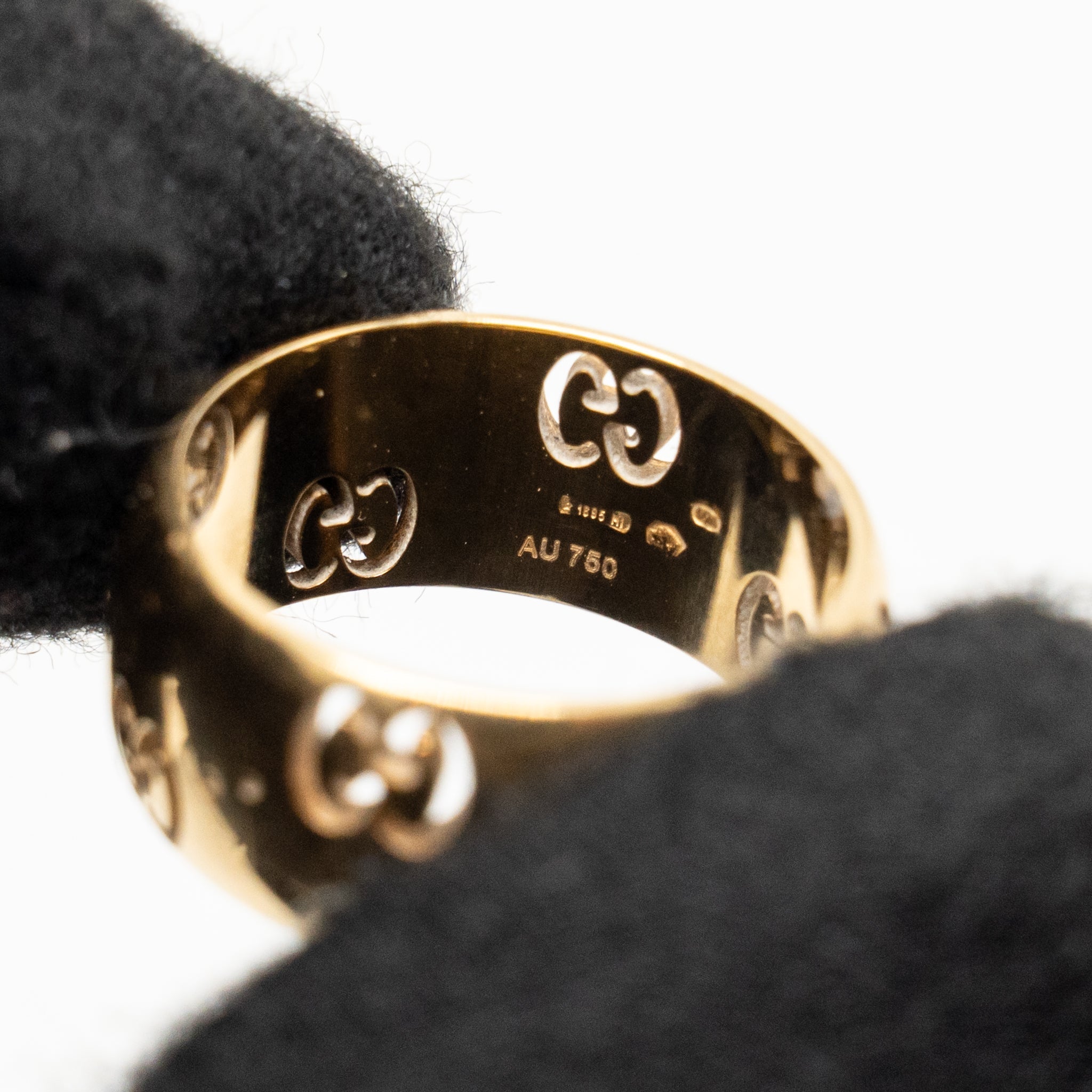 GUCCI ICON 18K GG WIDE RING YELLOW GOLD