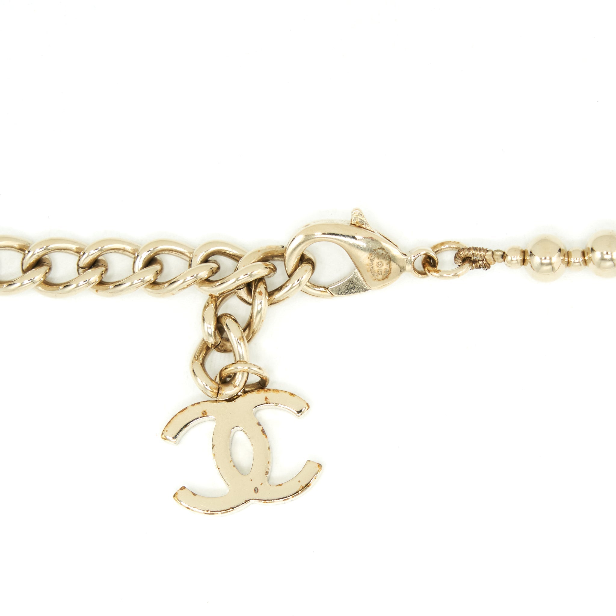 CHANEL LONG NECKLACE LIGHT GOLD TONE