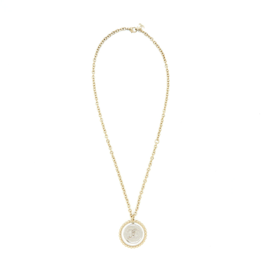 CHANEL GIANT ROUND CC NECKLACE