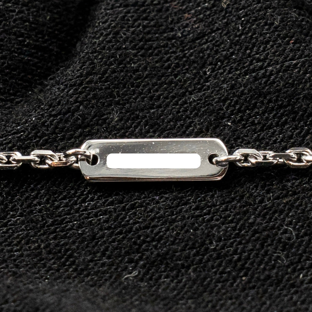 VAN CLEEF & ARPELS VINTAGE ALHAMBRA PENDANT WHITE GOLD, GUILLOCHE ROSE GOLD WITH DIAMOND