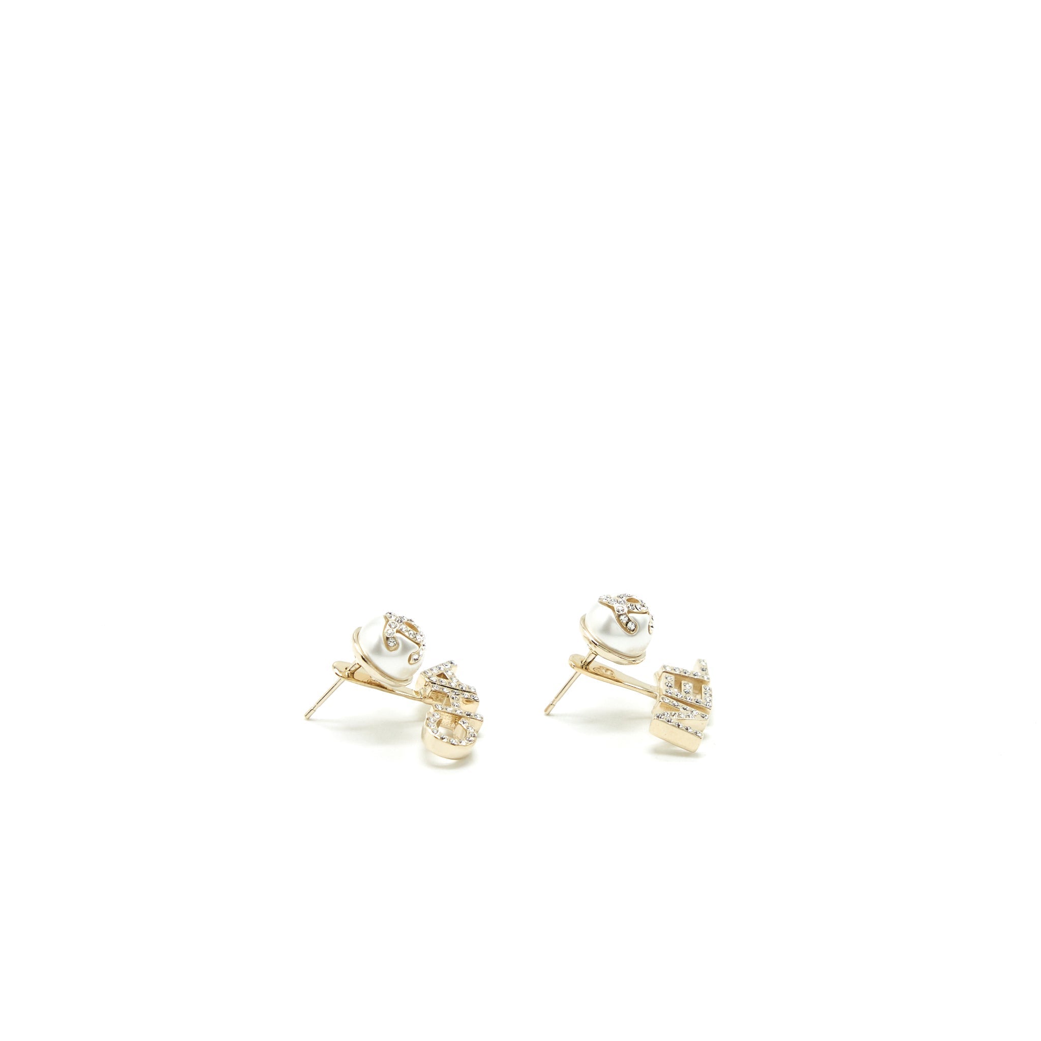 CHANEL PEARL/CC LOGO/LETTER DROP EARRINGS WITH CRYSTAL