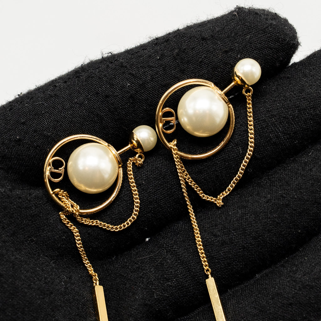DIOR TRIBALES DANGLE CHAIN EARRINGS PEARL GOLD TONE