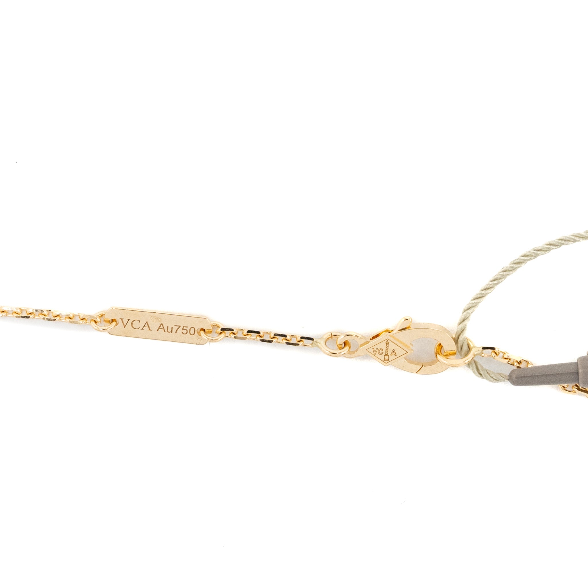 VAN CLEEF & ARPELS VINTAGE ALHAMBRA PENDANT MALACHITE YELLOW GOLD