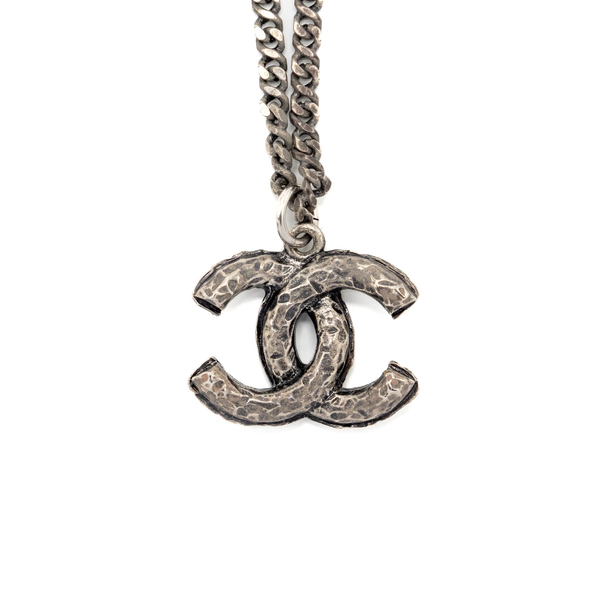 CHANEL CC LOGO NECKLACE CRYSTAL/ PEARL RUTHENIUM HARDWARE
