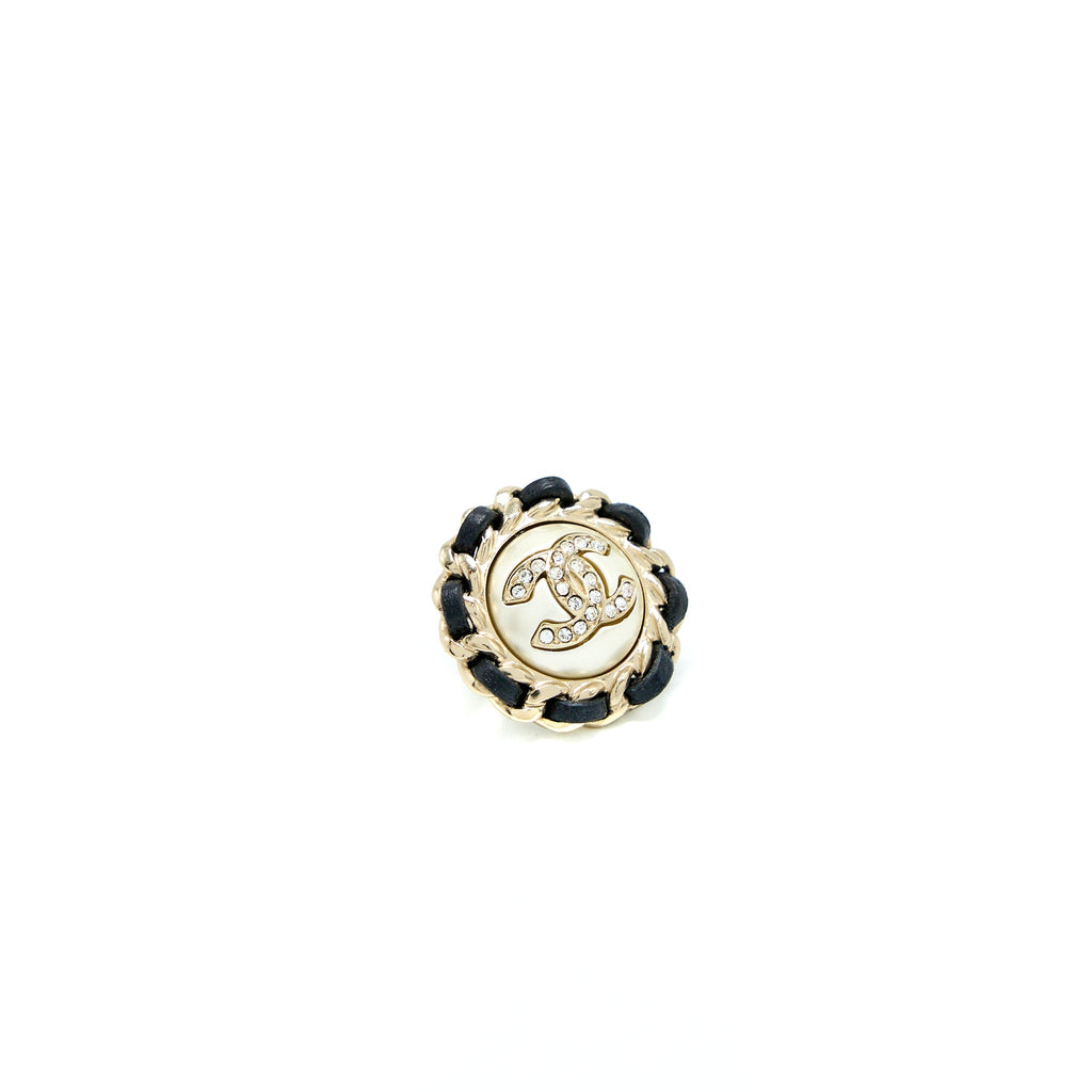 CHANEL ROUND PEARL/CRYSTAL/LEATHER CHAIN EARRING LIGHT GOLD TONE