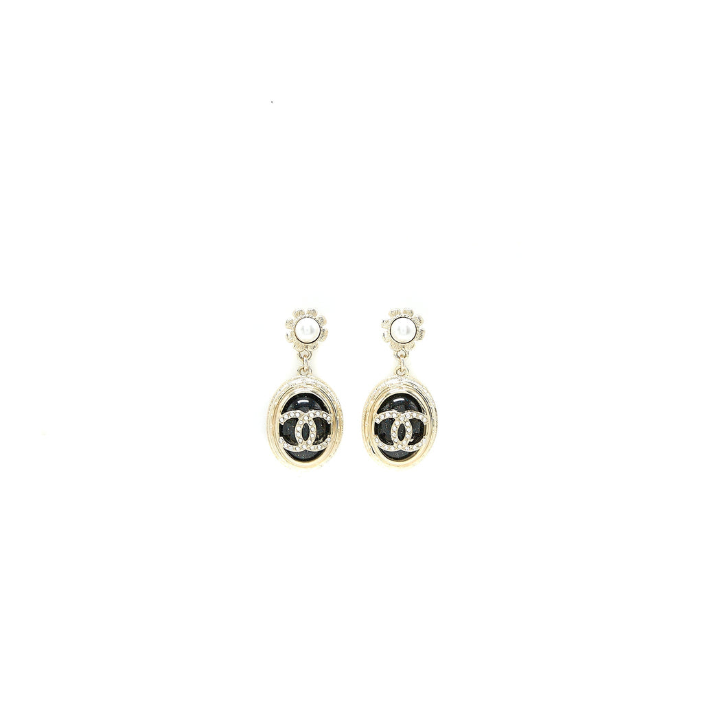 CHANEL ROUND CC LOGO DROPPED BLACK CRYSTAL/PEARL LIGHT GOLD TONE
