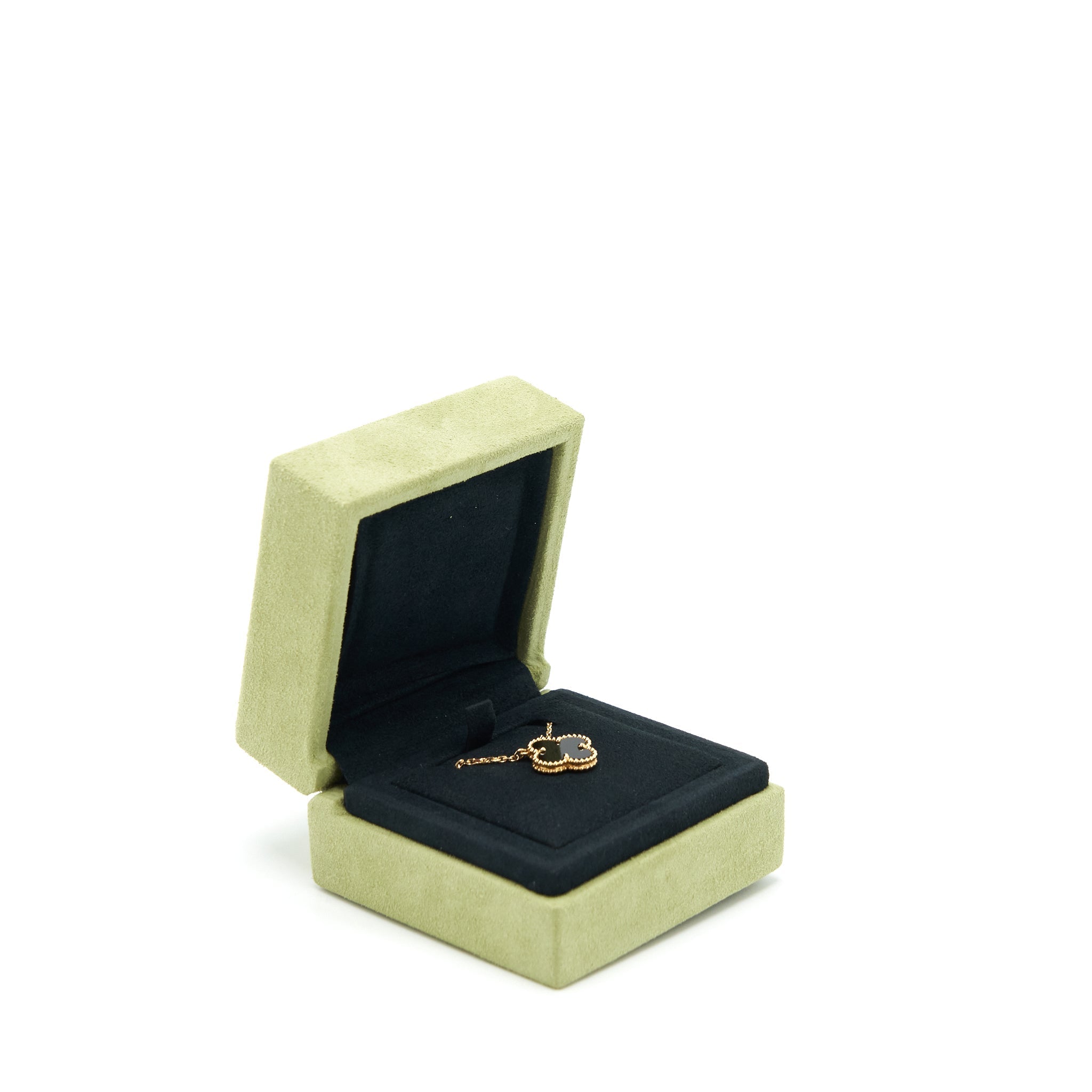 VAN CLEEF AND ARPELS VINTAGE ALHAMBRA PENDANT YELLOW GOLD OYNX