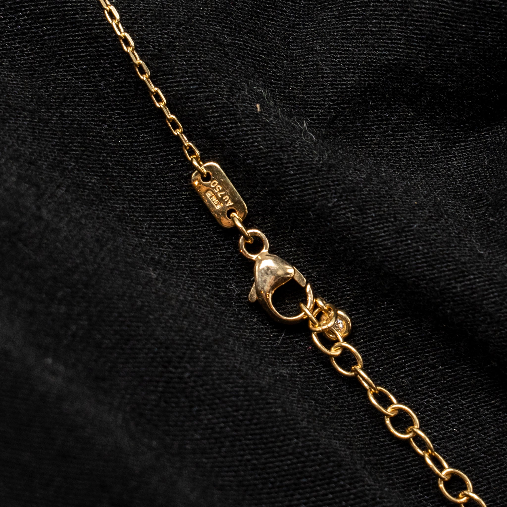 GUCCI DOUBLE G NECKLACE YELLOW GOLD, DIAMONDS