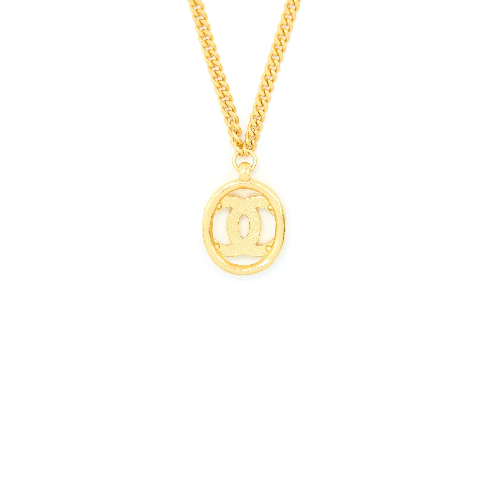 CHANEL ROUND CC LOGO NECKLACE CRYSTAL GOLD TONE