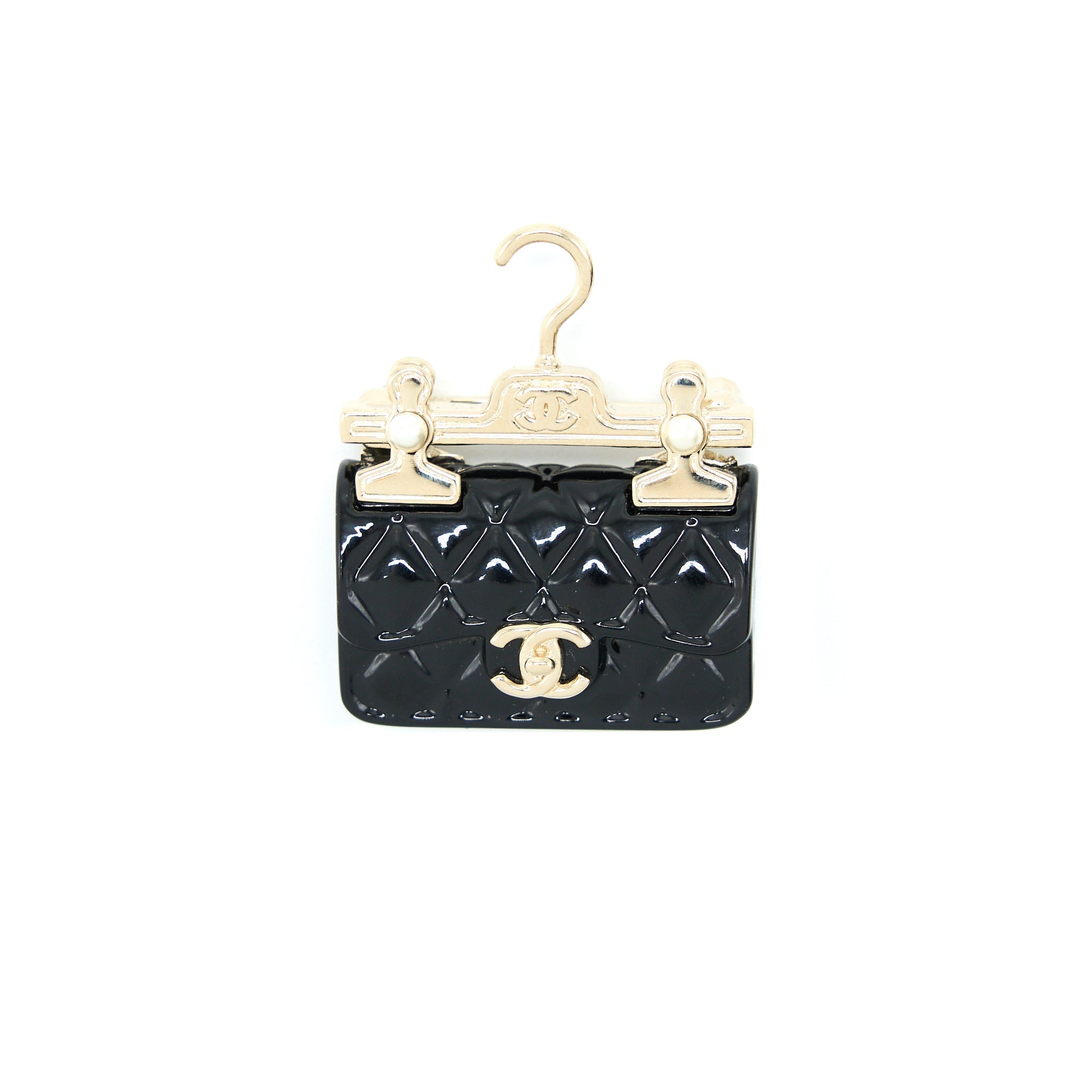 CHANEL 23C RESIN CLASSIC FLAP BROOCH BLACK/LIGHT GOLD TONE