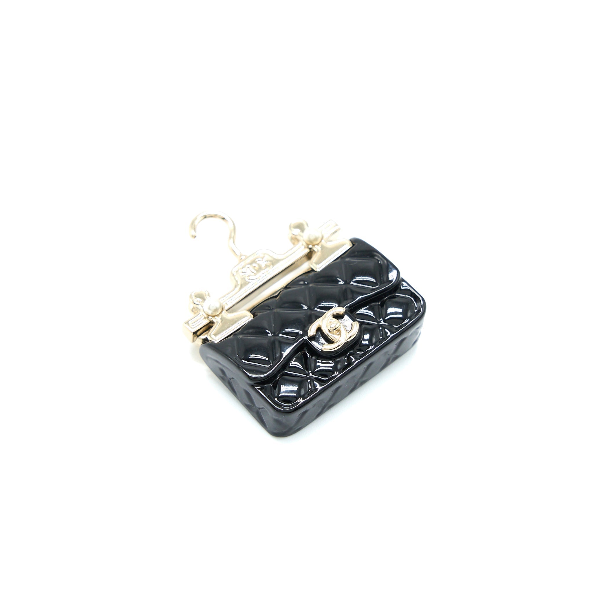 CHANEL 23C RESIN CLASSIC FLAP BROOCH BLACK/LIGHT GOLD TONE