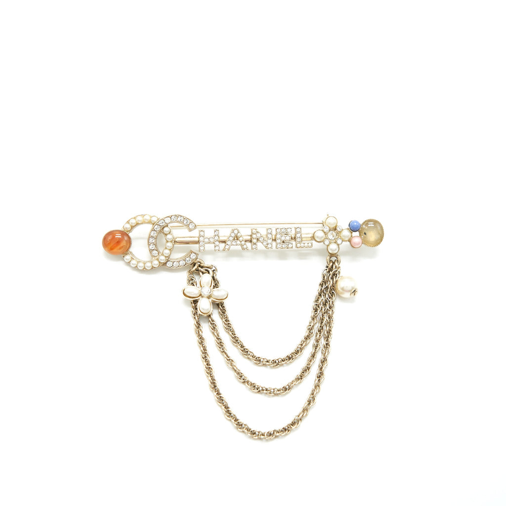 CHANEL CC LETTER WITH CHAIN DROP BROOCH LGHW