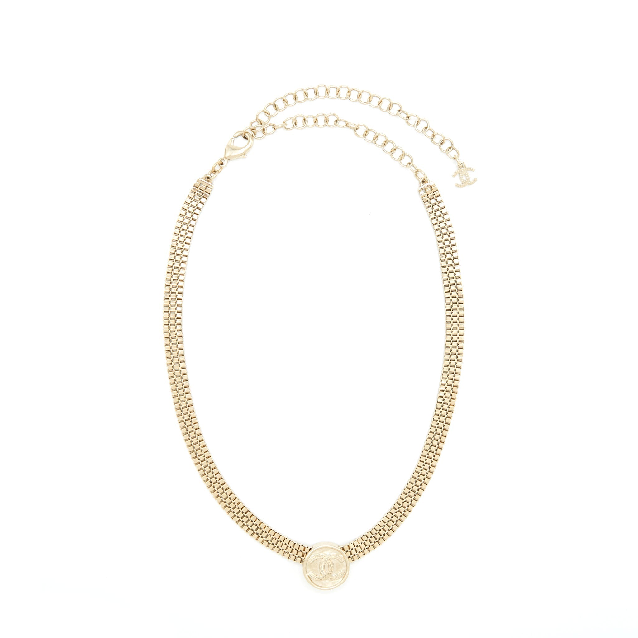CHANEL ROUND CC LOGO CHOKER GOLD TONE